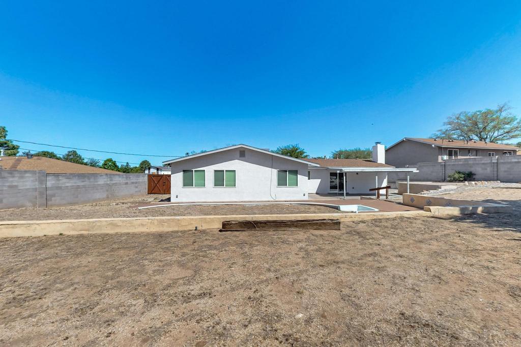 12100 PRINCESS JEANNE Avenue NE