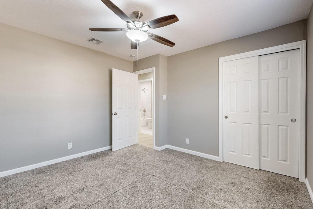 12100 PRINCESS JEANNE Avenue NE