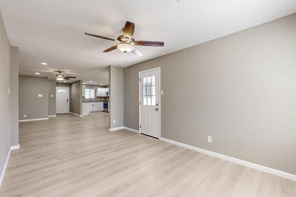 12100 PRINCESS JEANNE Avenue NE