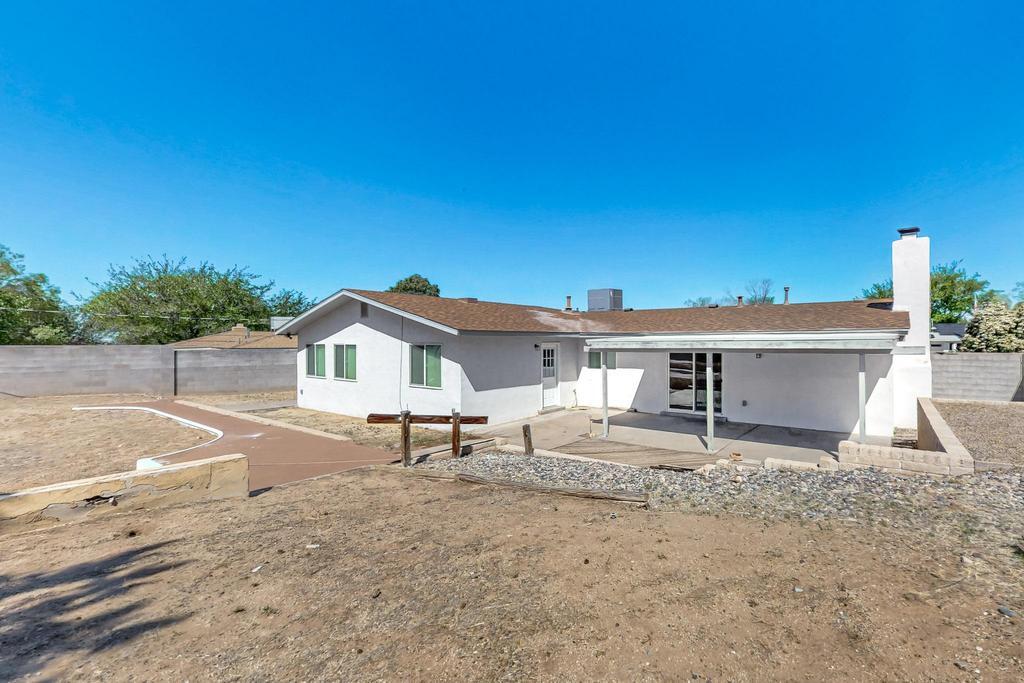 12100 PRINCESS JEANNE Avenue NE