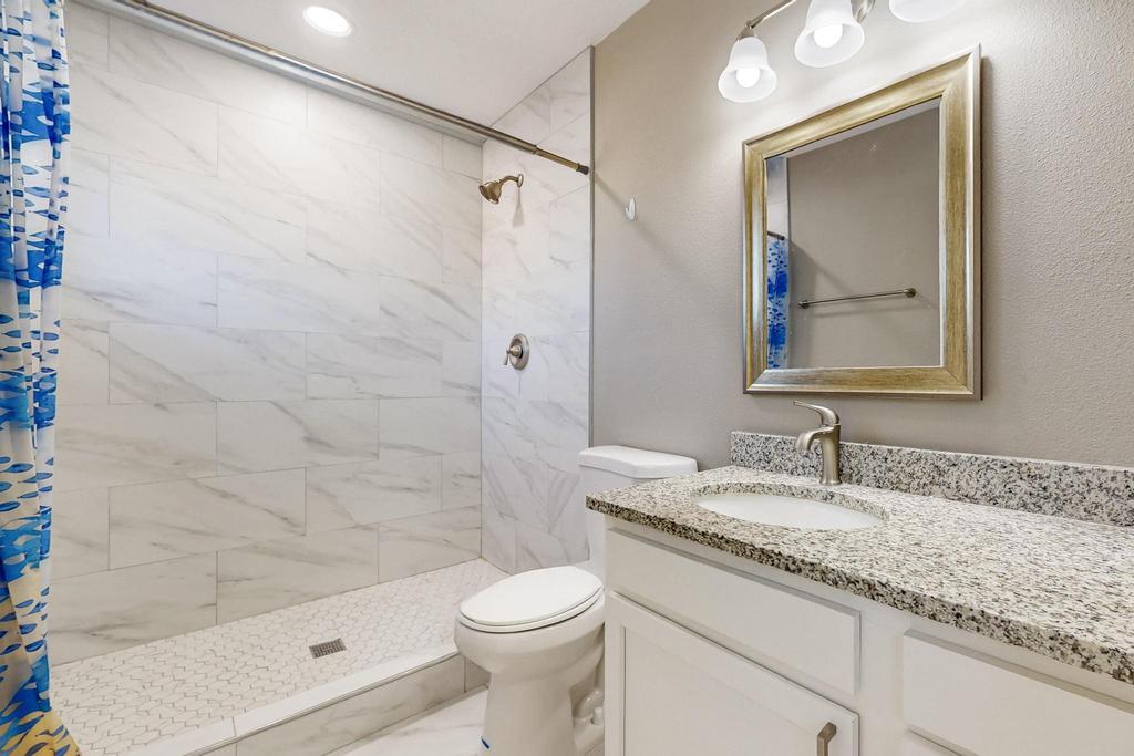 12100 PRINCESS JEANNE Avenue NE
