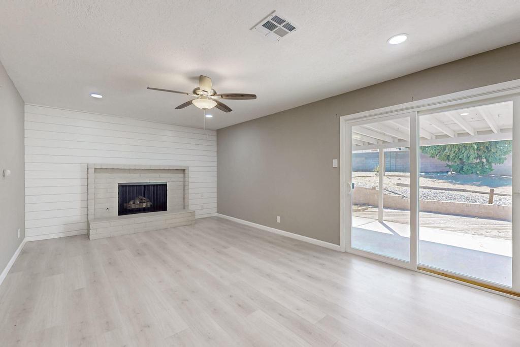 12100 PRINCESS JEANNE Avenue NE