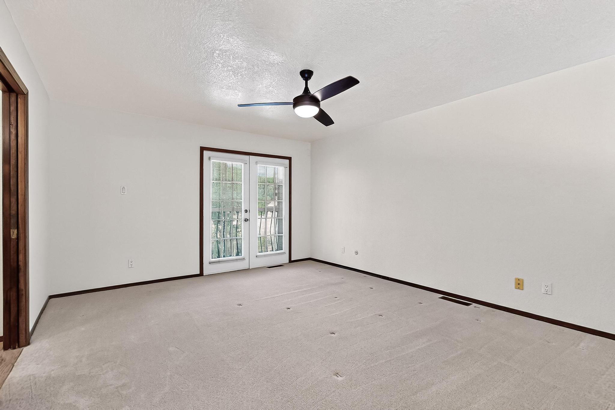 12800 Comanche Road NE 23