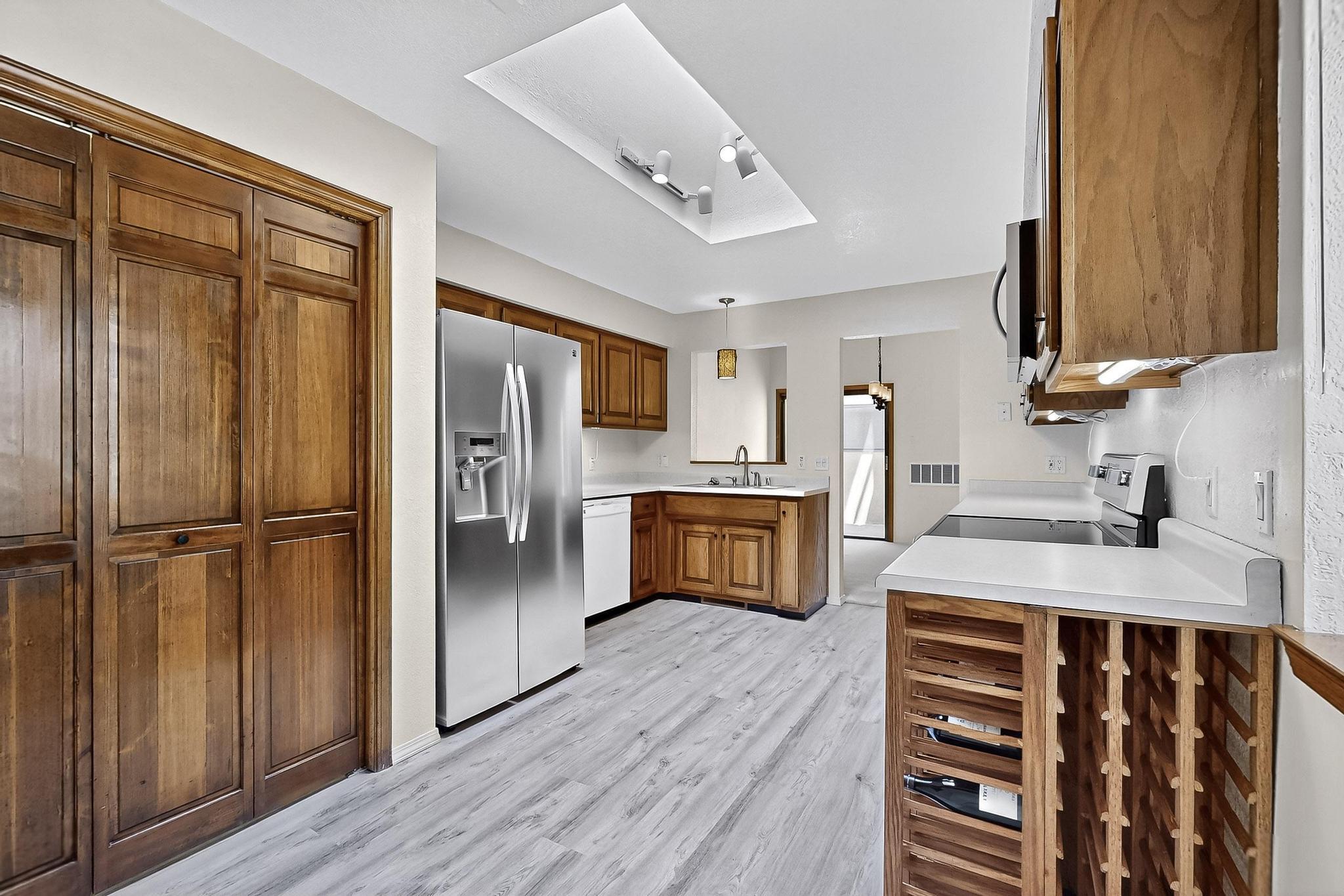 12800 Comanche Road NE 23