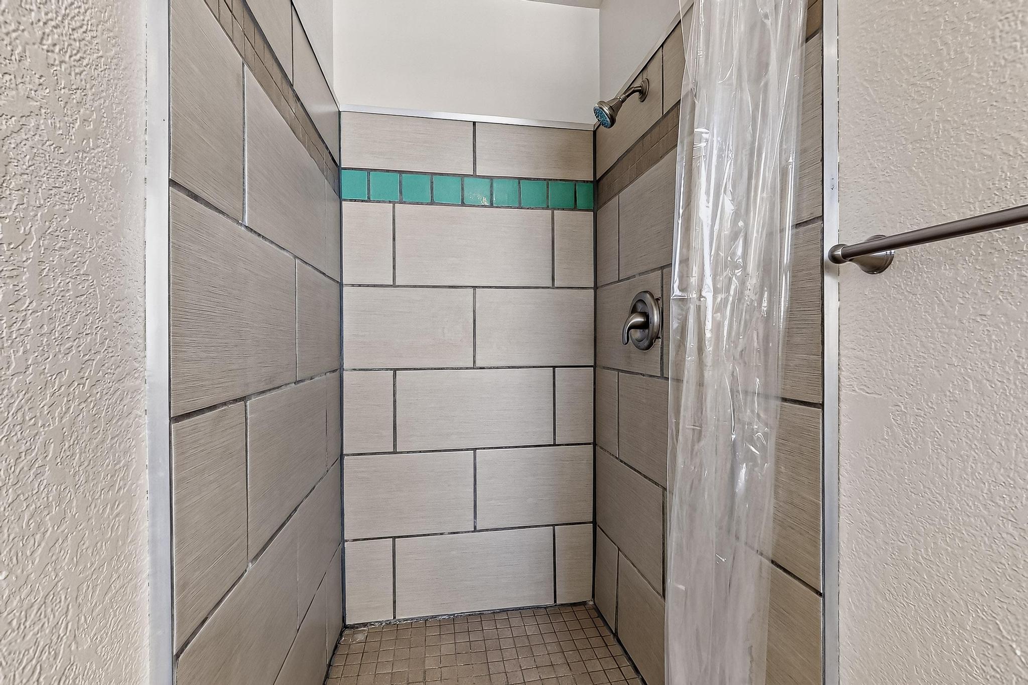 12800 Comanche Road NE 23