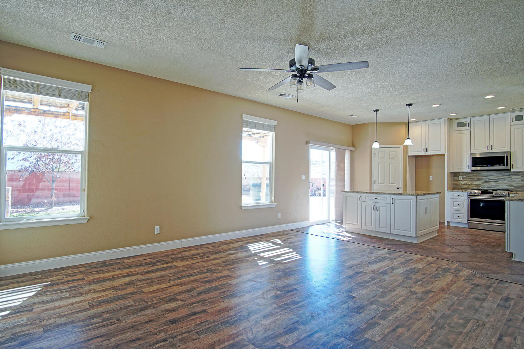 144 PASEO VISTA Loop NE