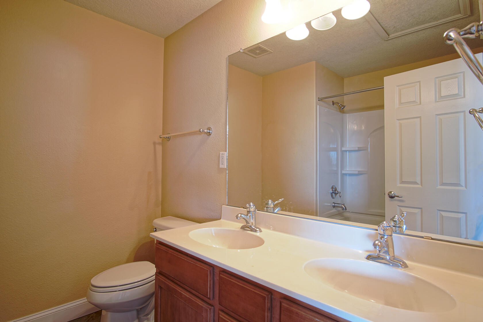 144 PASEO VISTA Loop NE