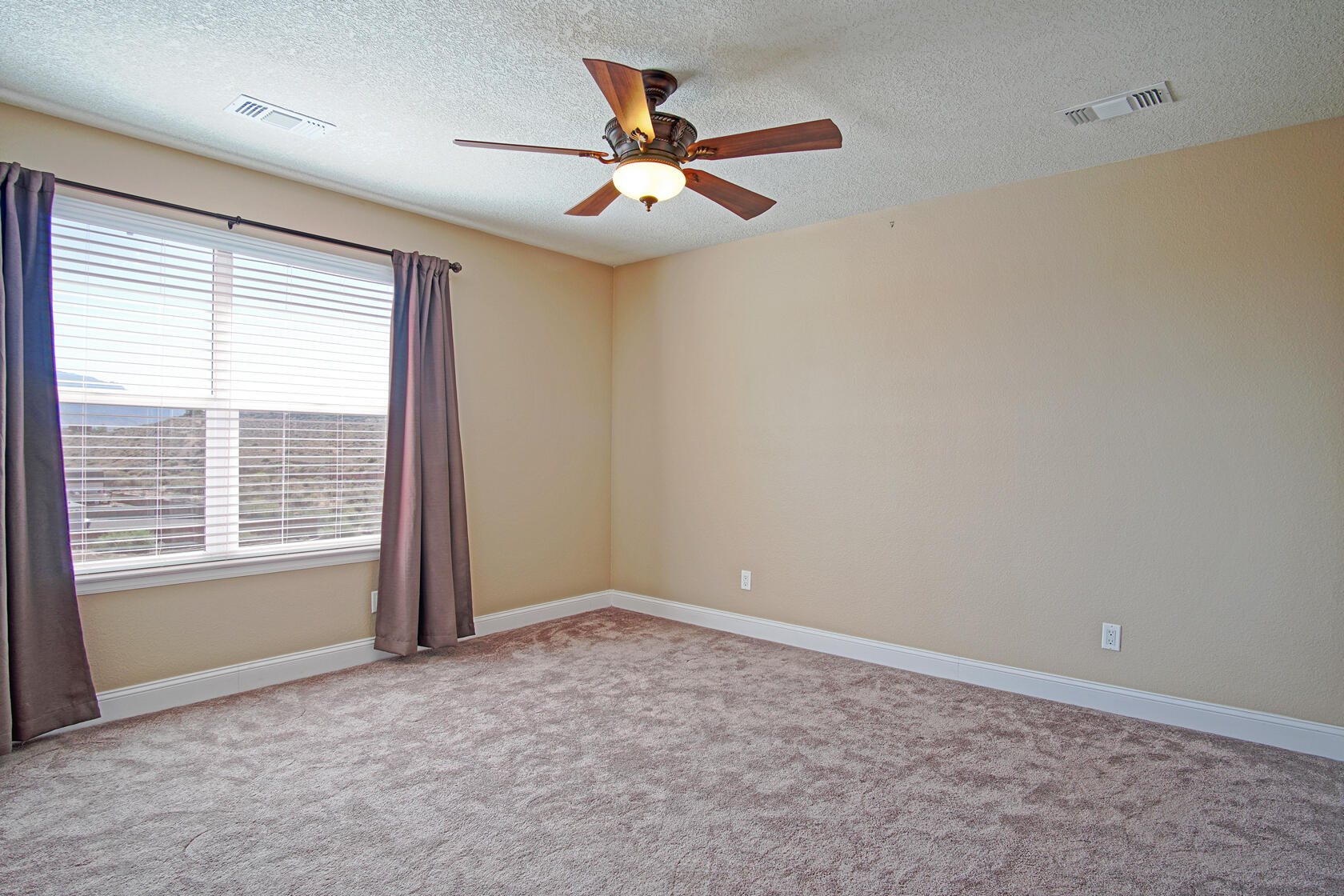 144 PASEO VISTA Loop NE