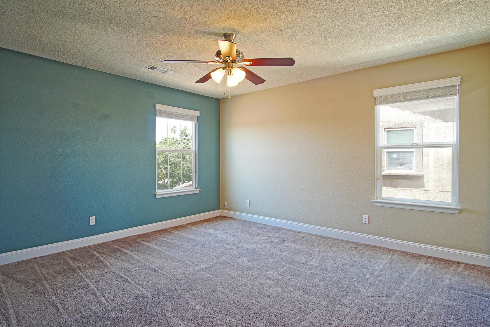 144 PASEO VISTA Loop NE