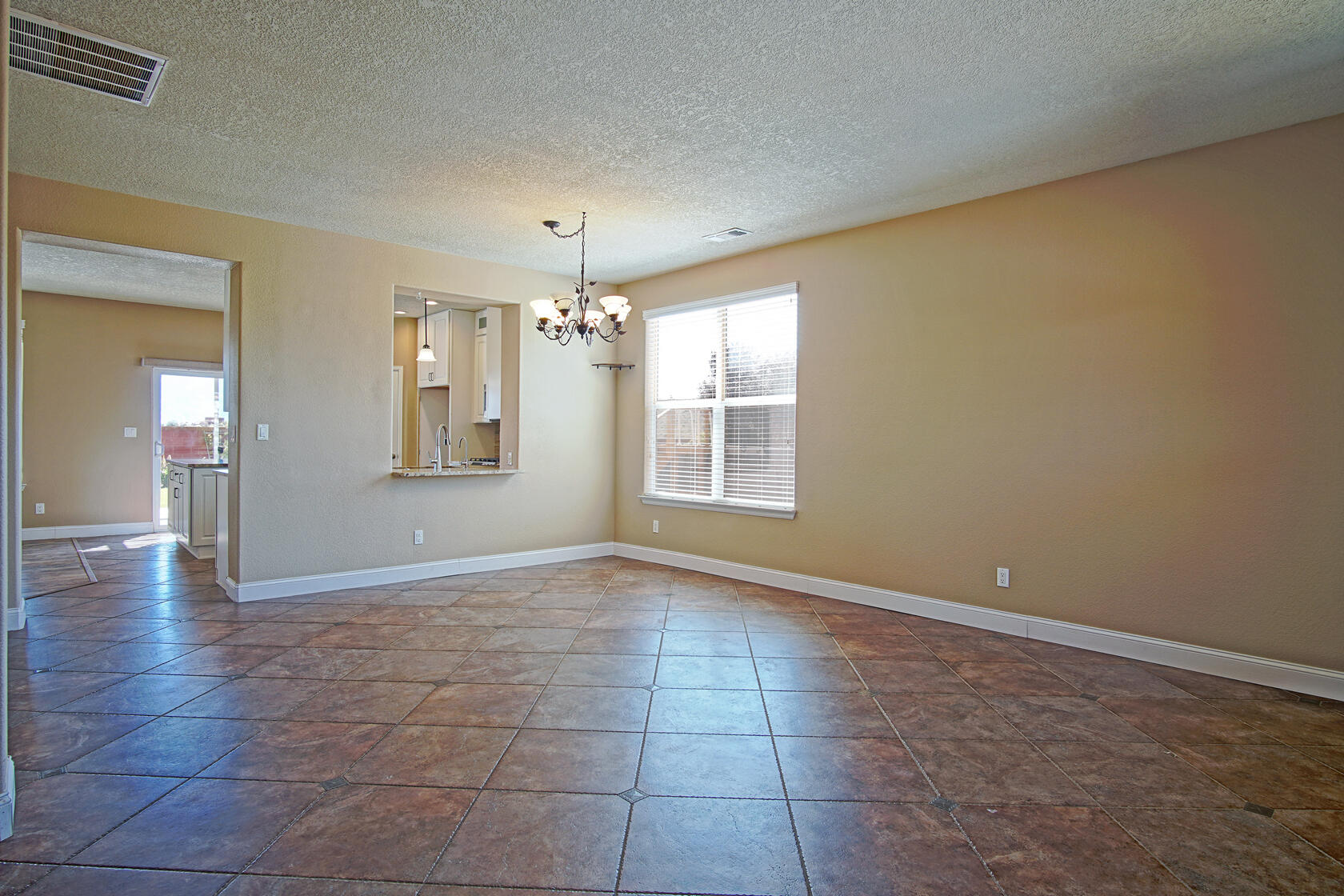 144 PASEO VISTA Loop NE