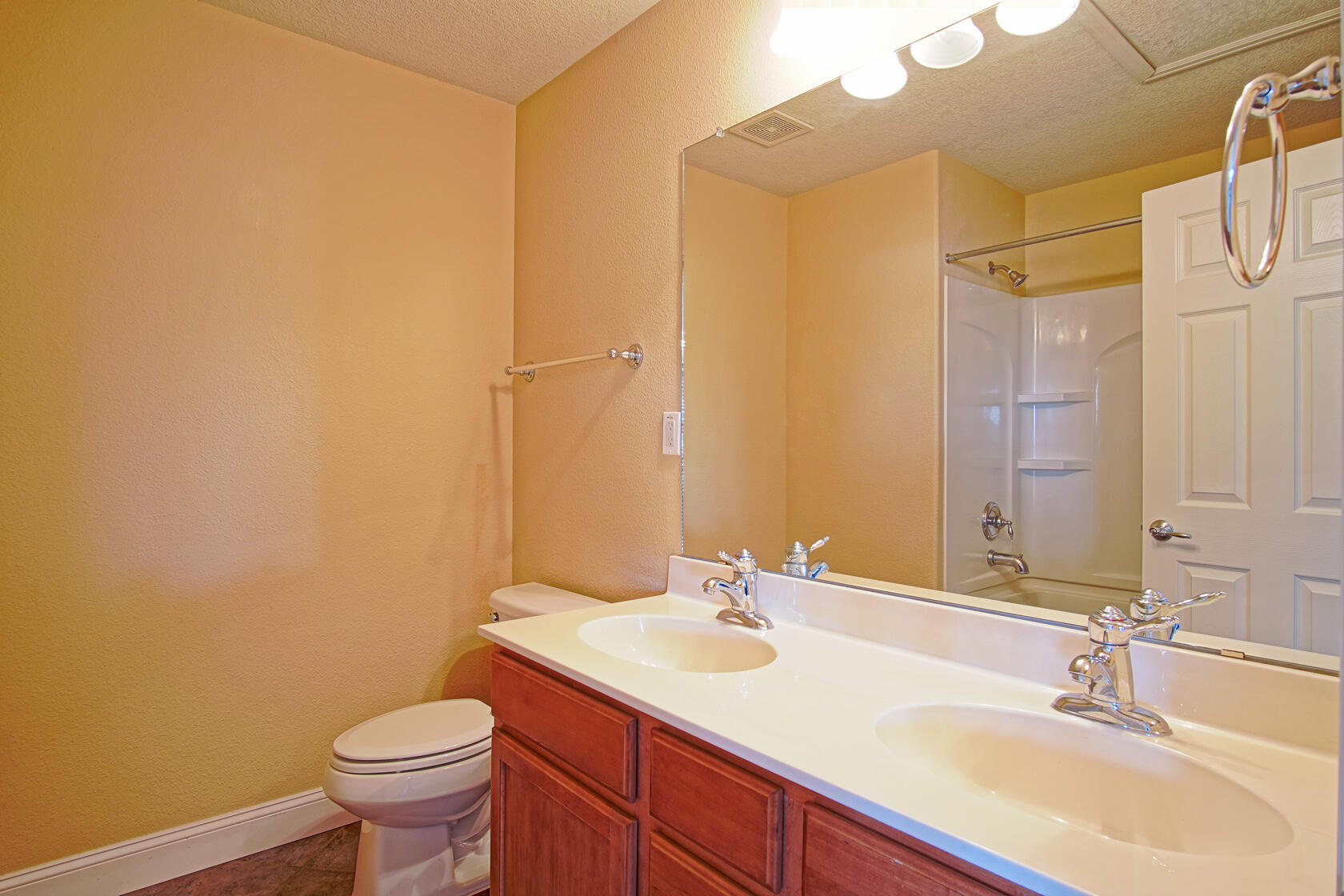 144 PASEO VISTA Loop NE