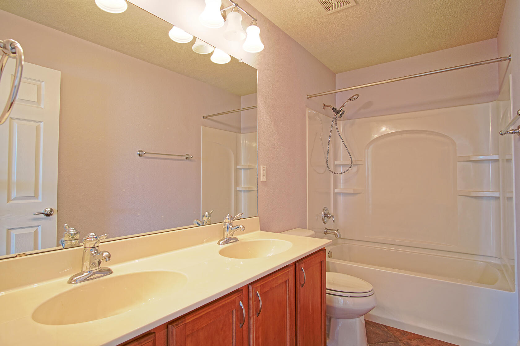 144 PASEO VISTA Loop NE