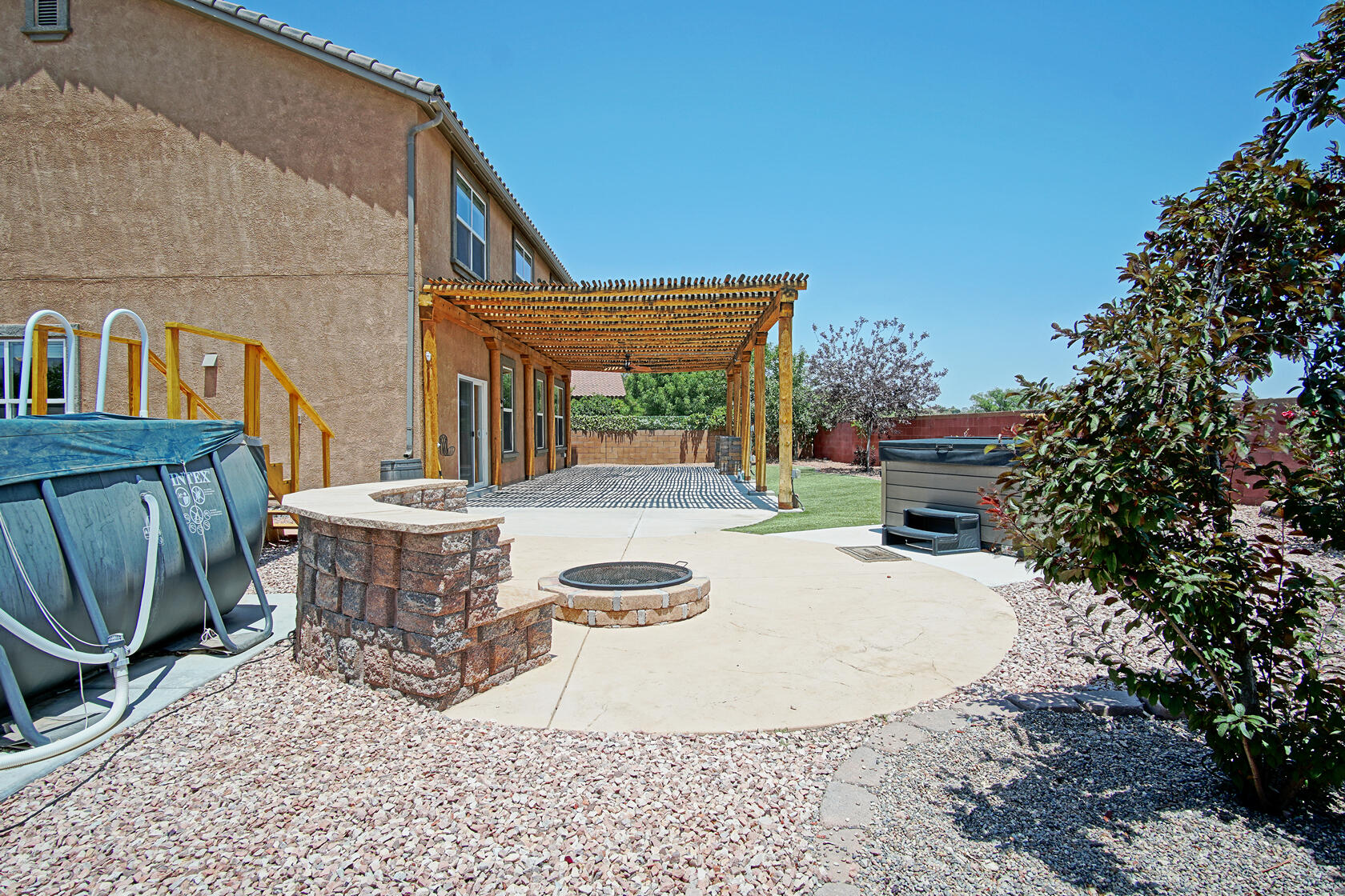 144 PASEO VISTA Loop NE