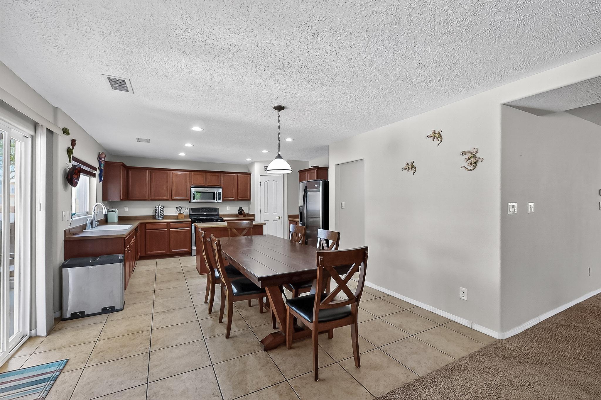 2901 MCKINNON Way SW