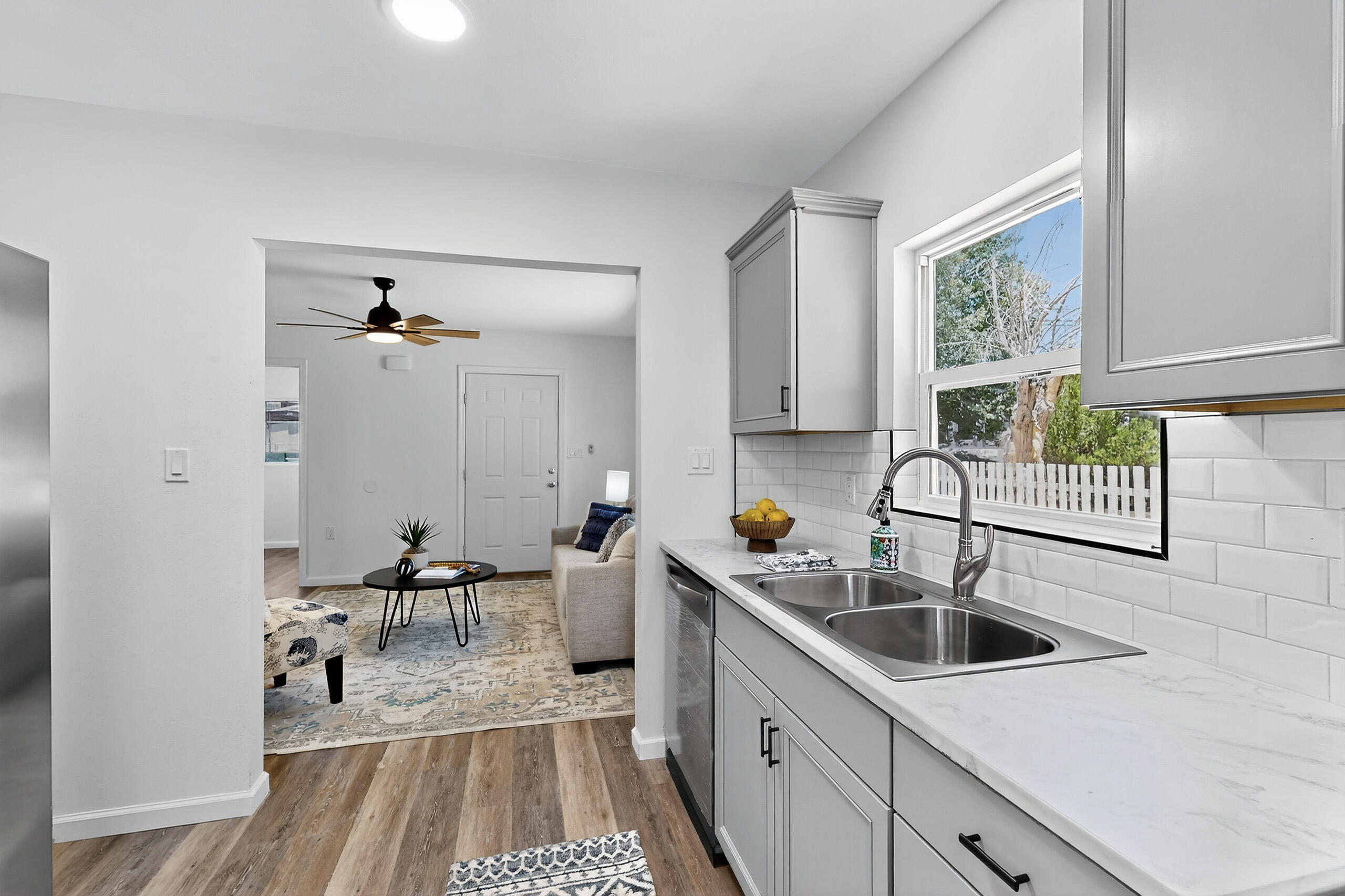 24 CLAREMONT Avenue NW