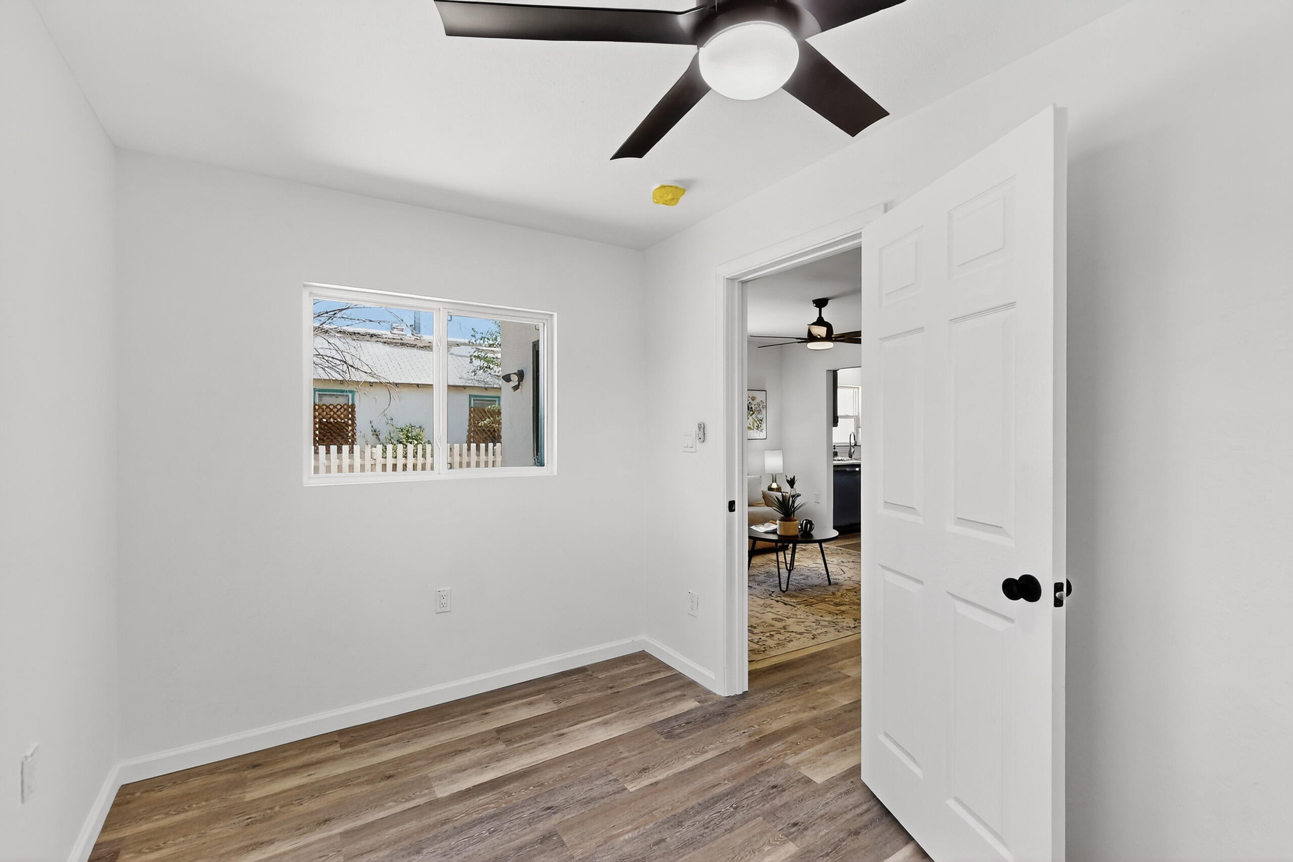 24 CLAREMONT Avenue NW