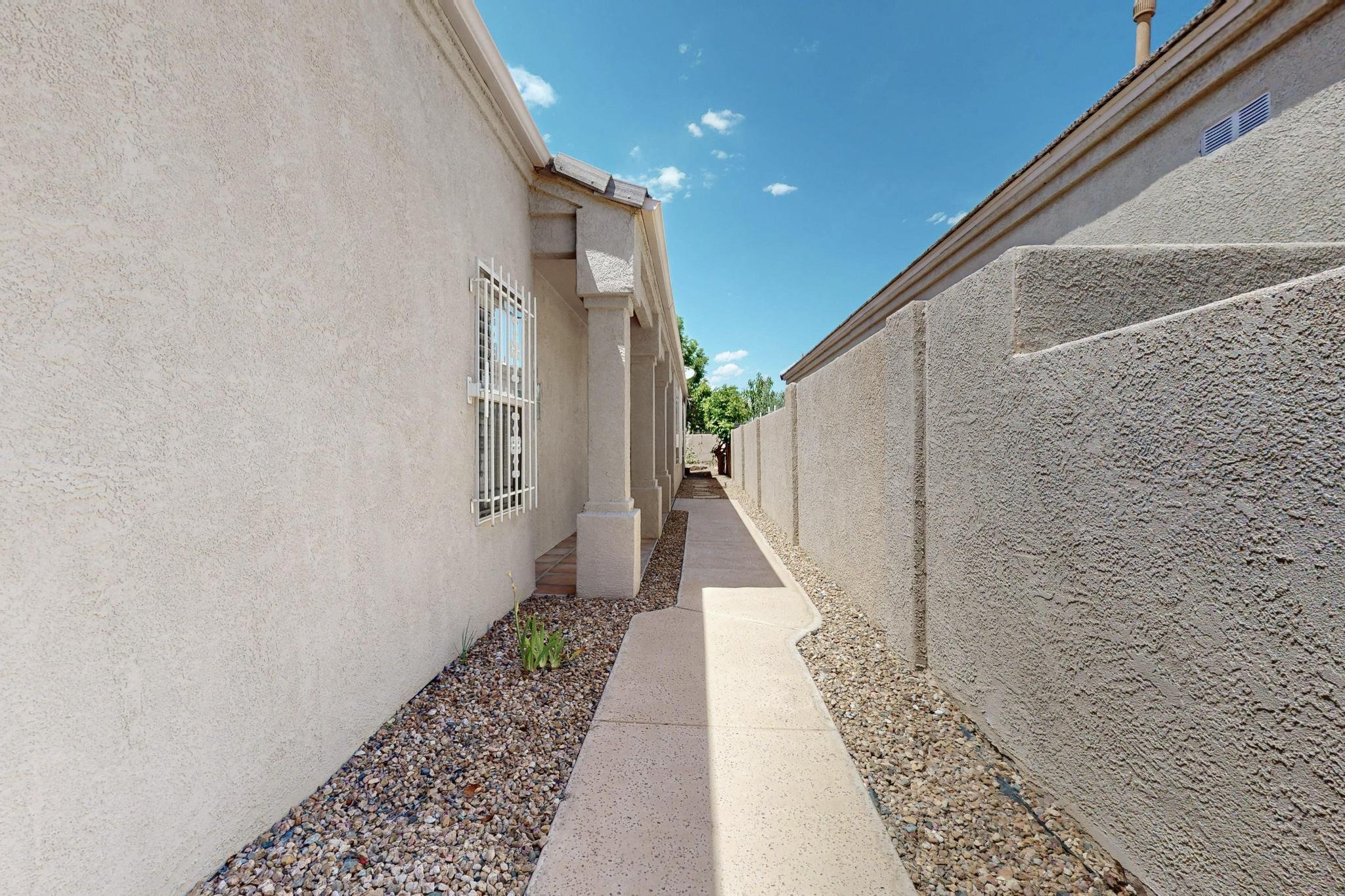 8009 OSO RICO Road NE