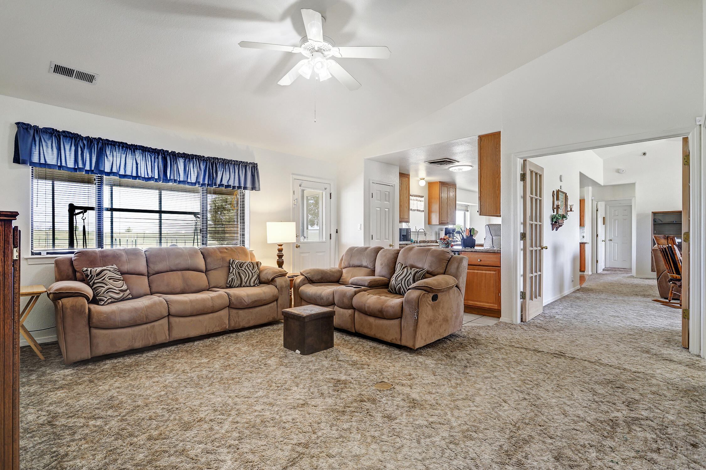 34 TUMBLEWEED Drive