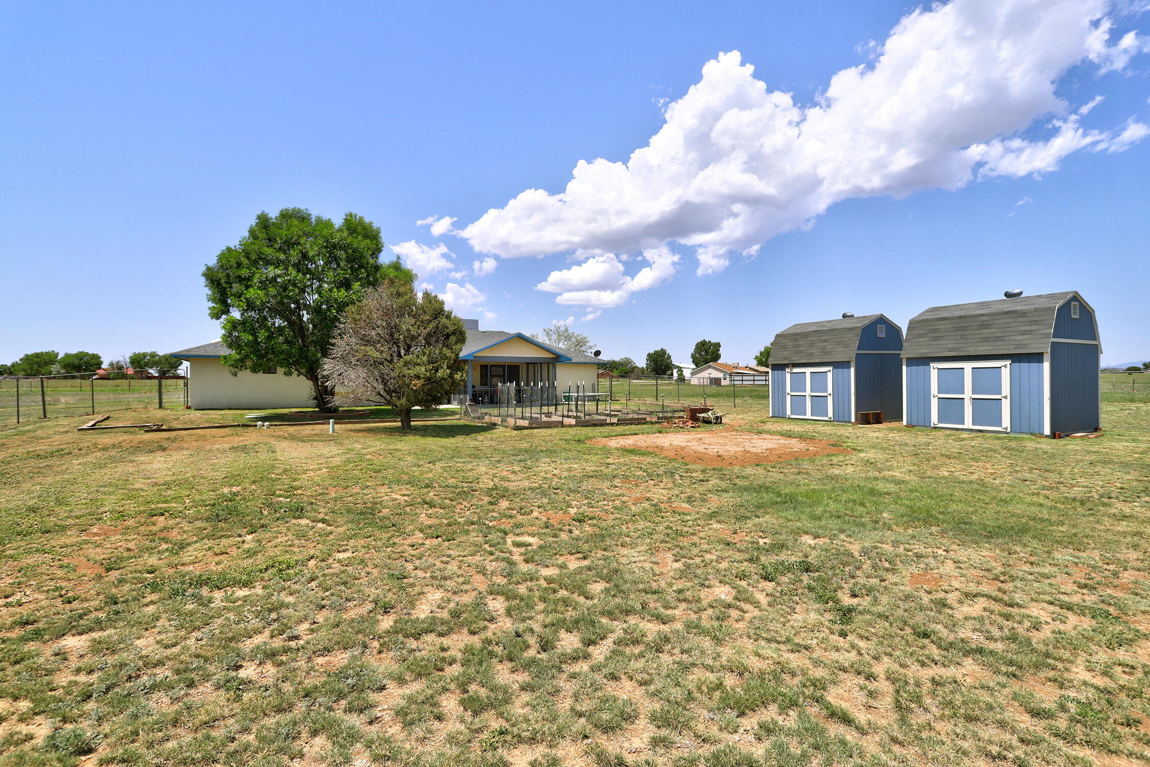 34 TUMBLEWEED Drive