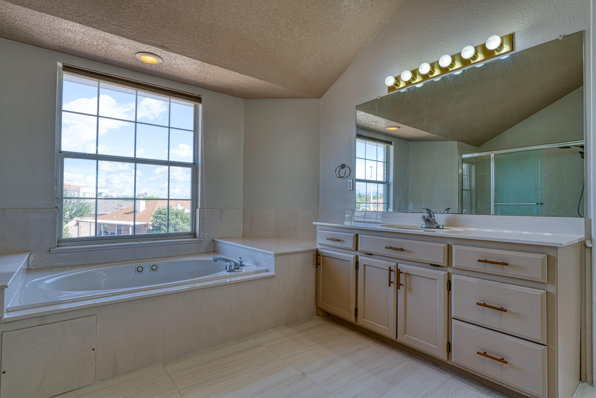 4831 SUMMERLIN Road NW