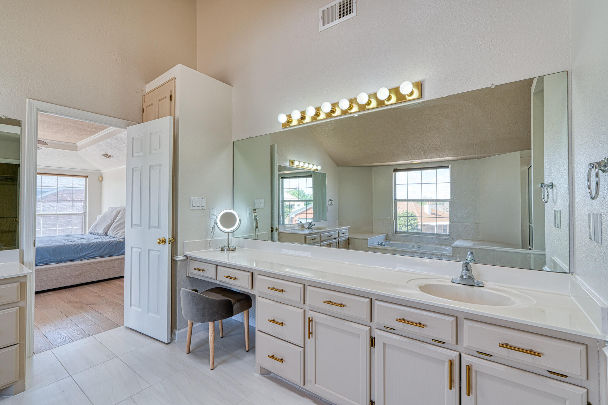 4831 SUMMERLIN Road NW