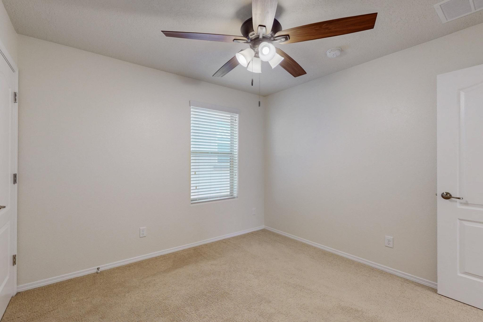 3141 LLANO VISTA Court NE