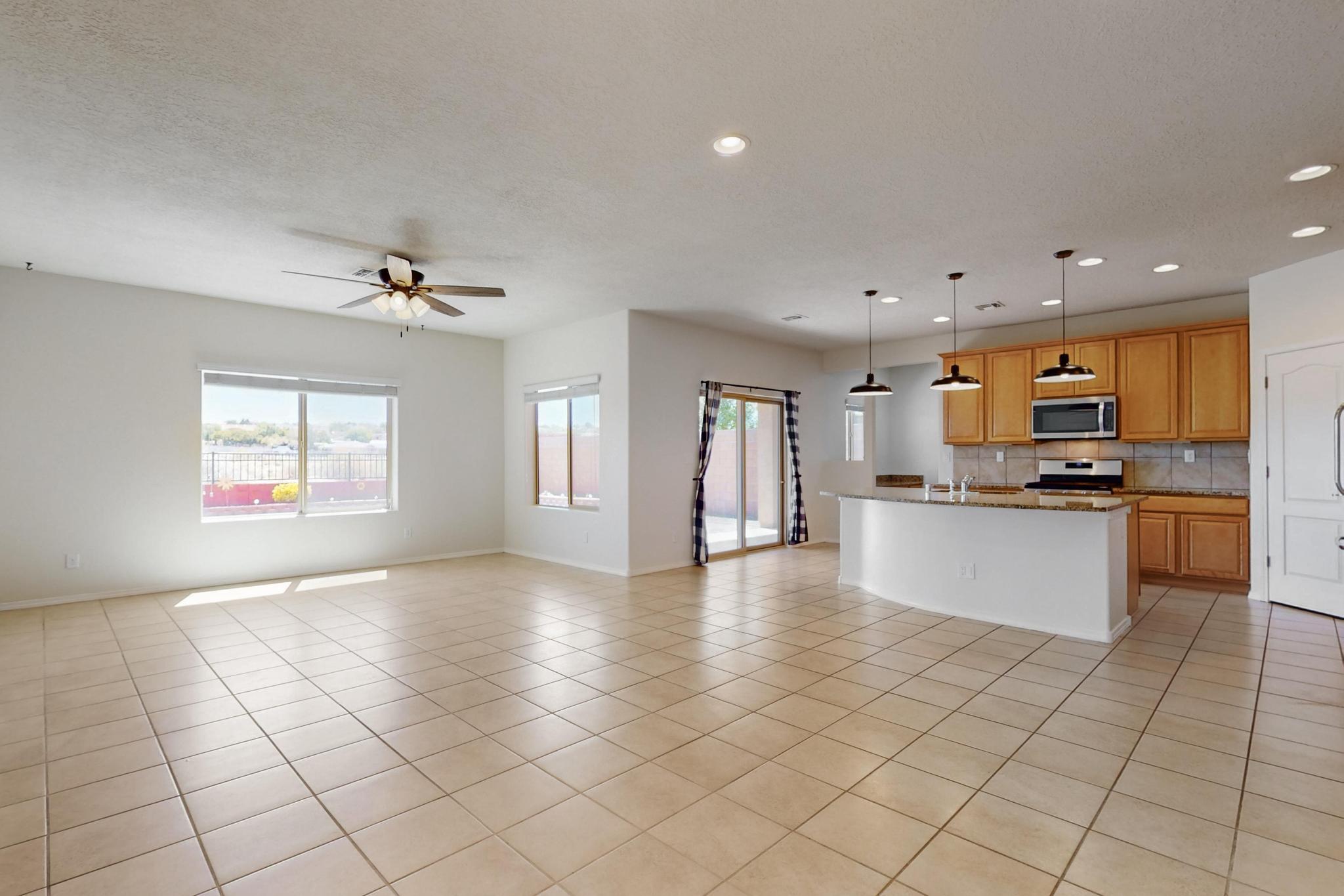 3141 LLANO VISTA Court NE