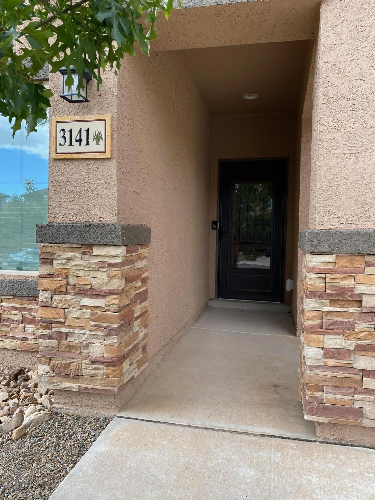 3141 LLANO VISTA Court NE