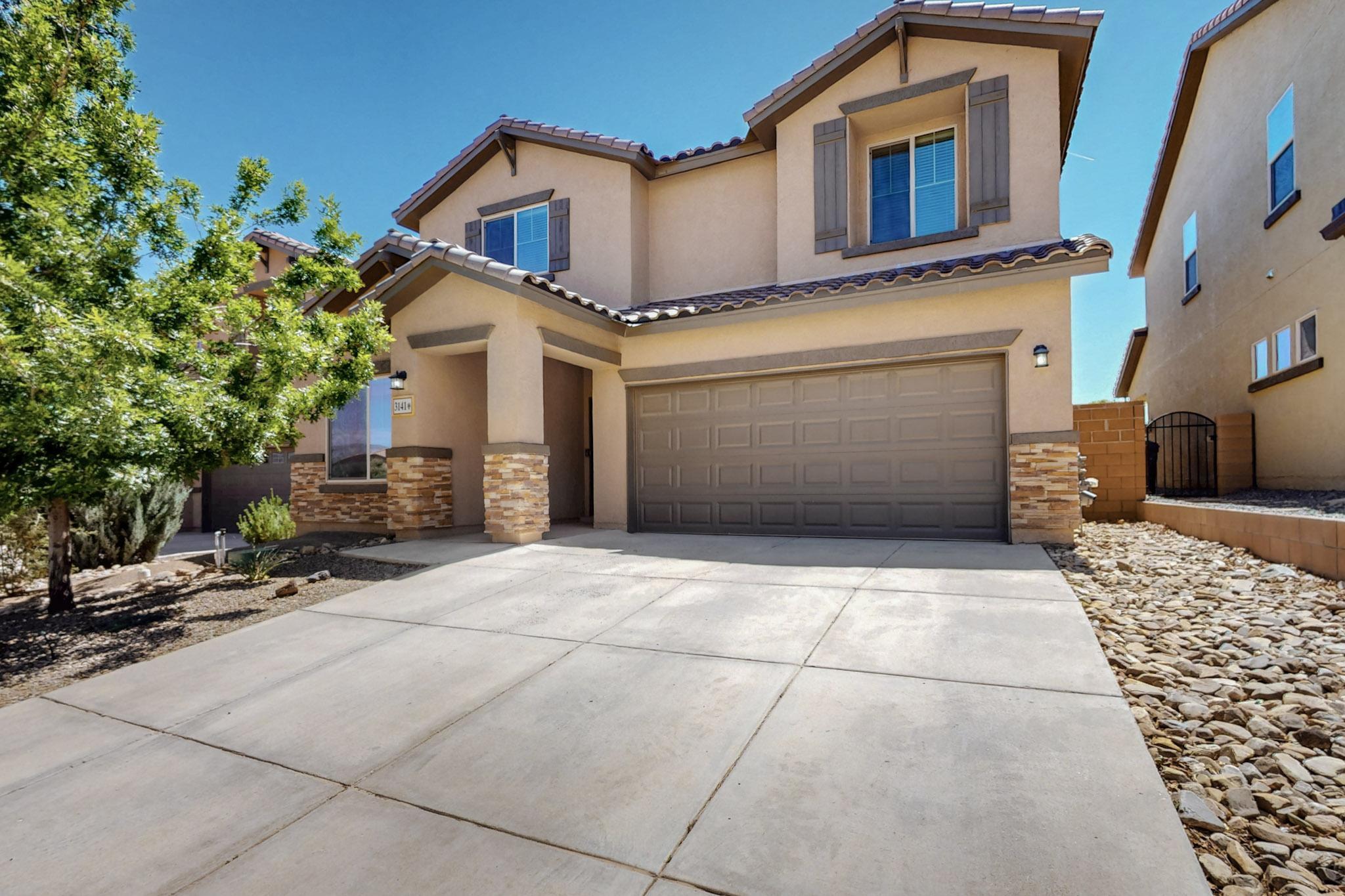 3141 LLANO VISTA Court NE