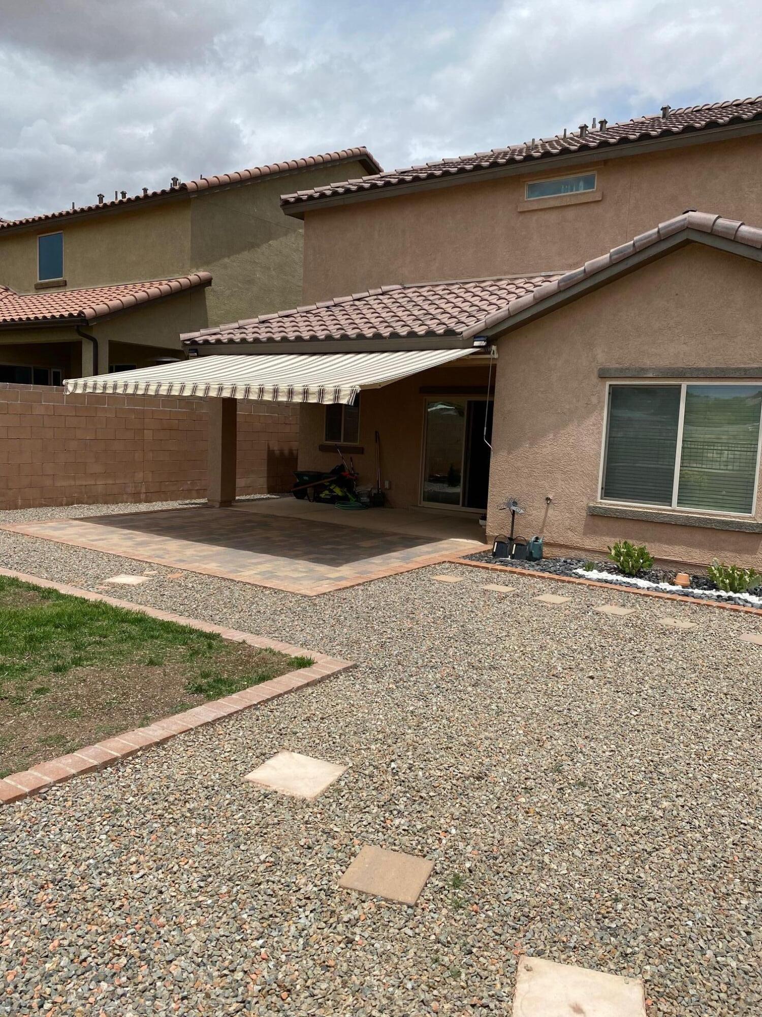 3141 LLANO VISTA Court NE