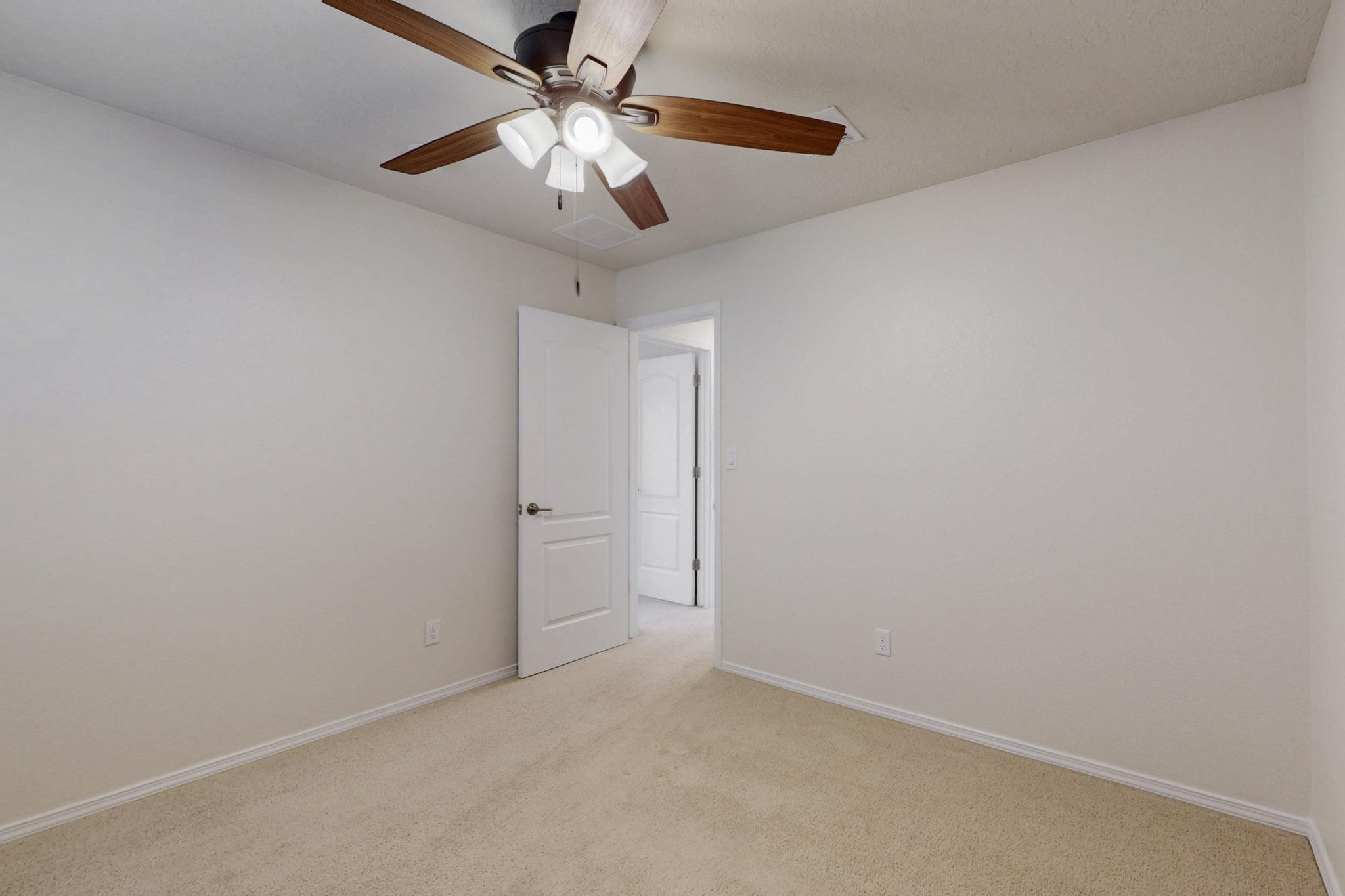 3141 LLANO VISTA Court NE