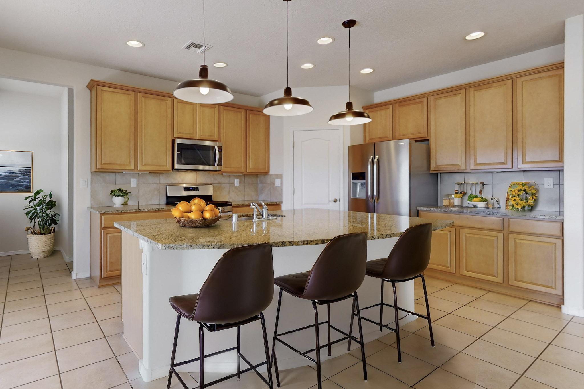 3141 LLANO VISTA Court NE