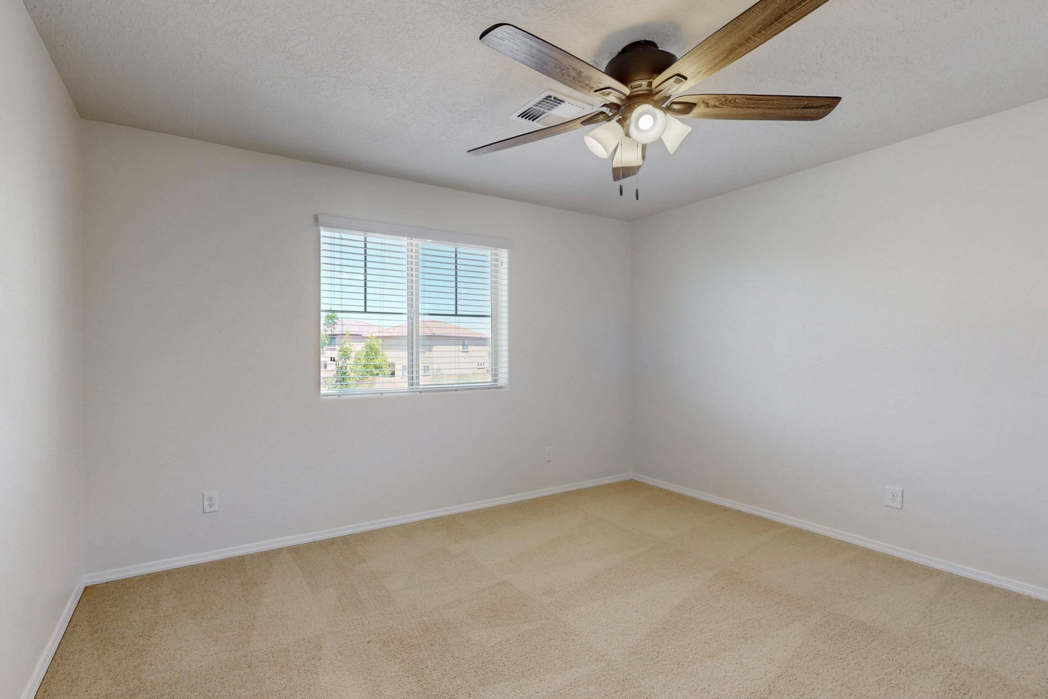 3141 LLANO VISTA Court NE