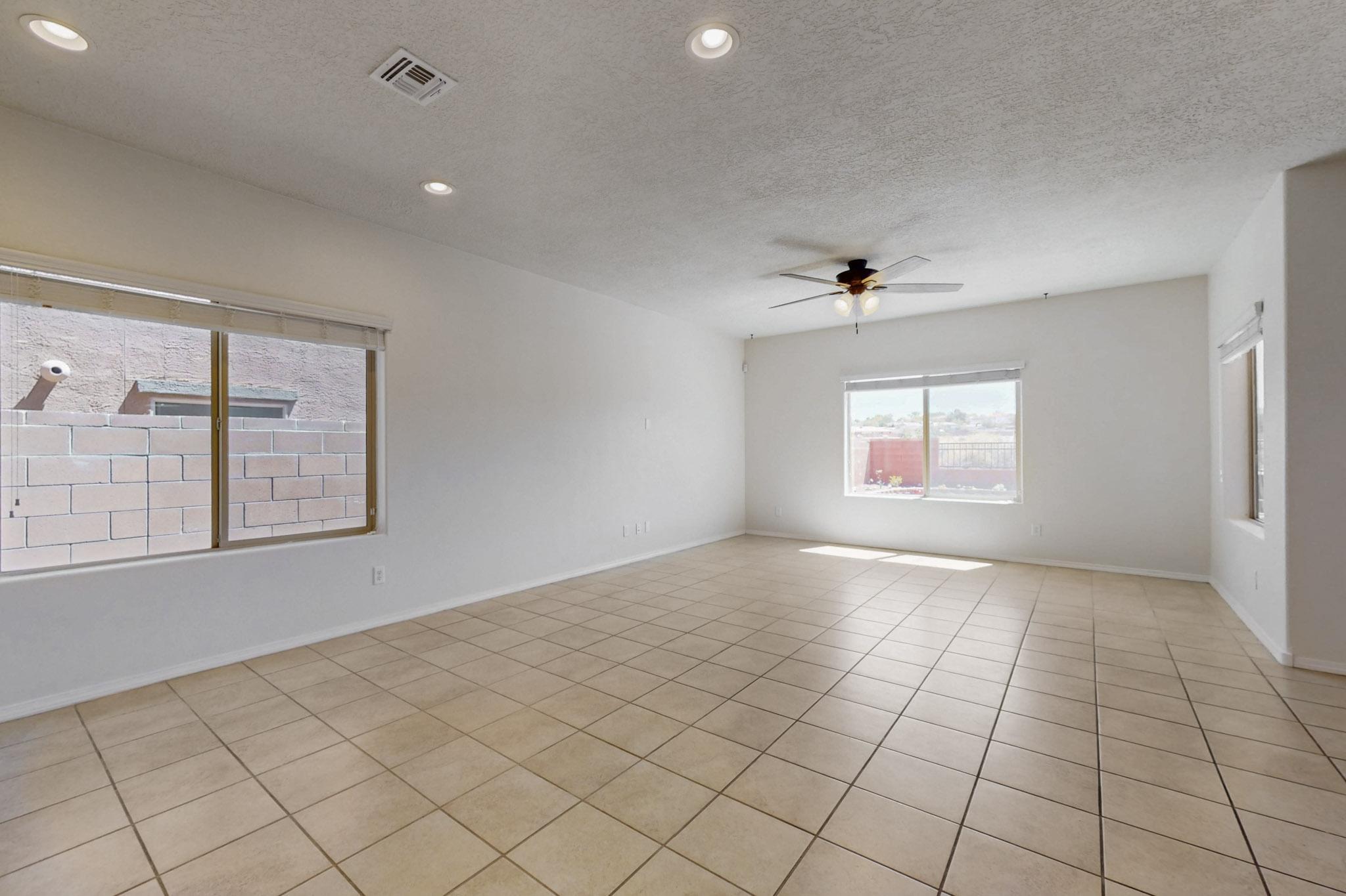 3141 LLANO VISTA Court NE