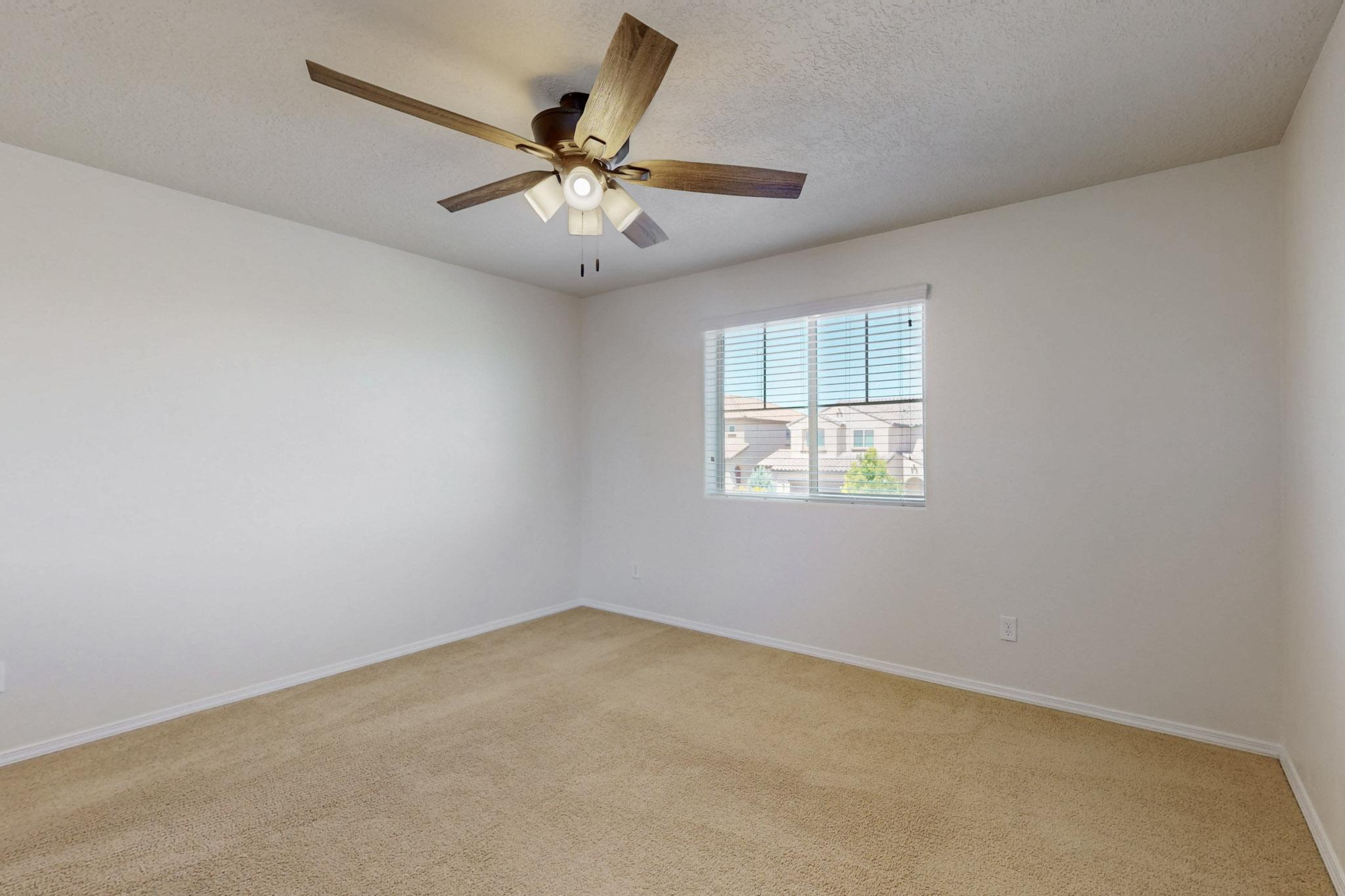 3141 LLANO VISTA Court NE