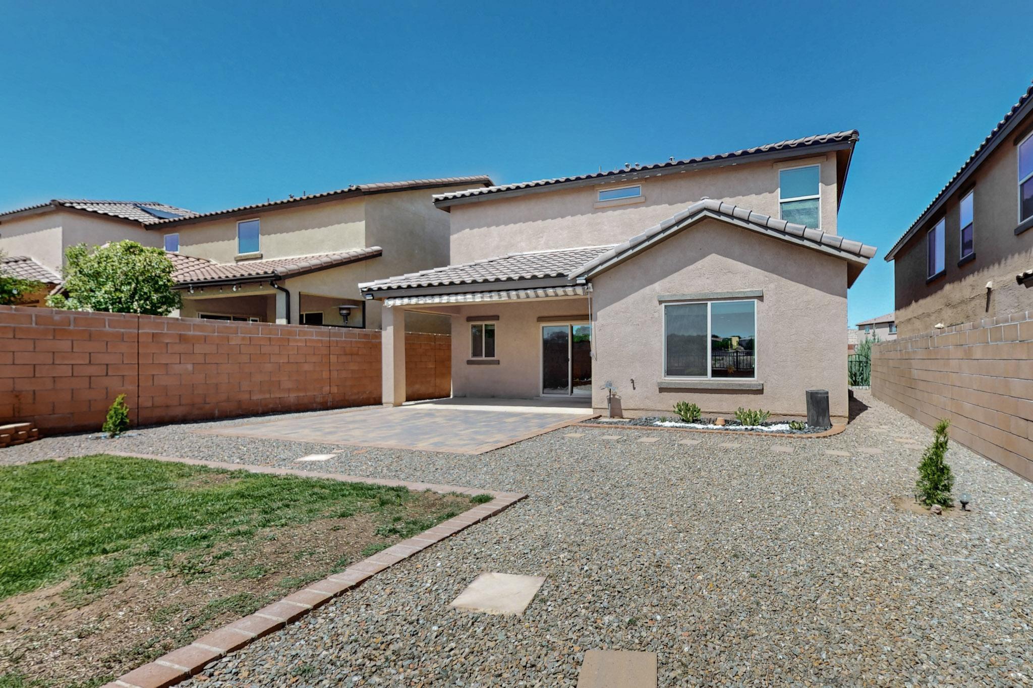 3141 LLANO VISTA Court NE