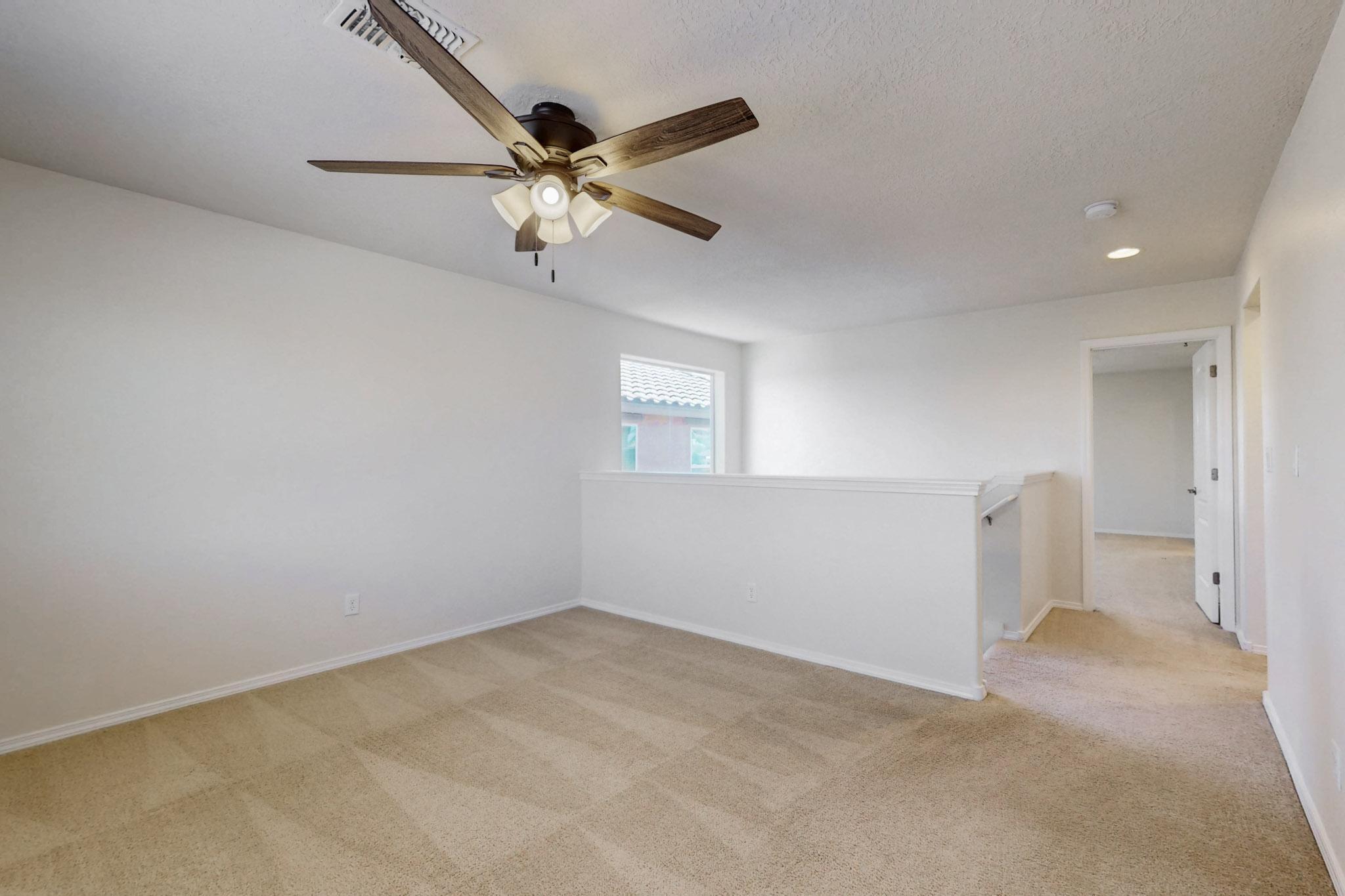 3141 LLANO VISTA Court NE