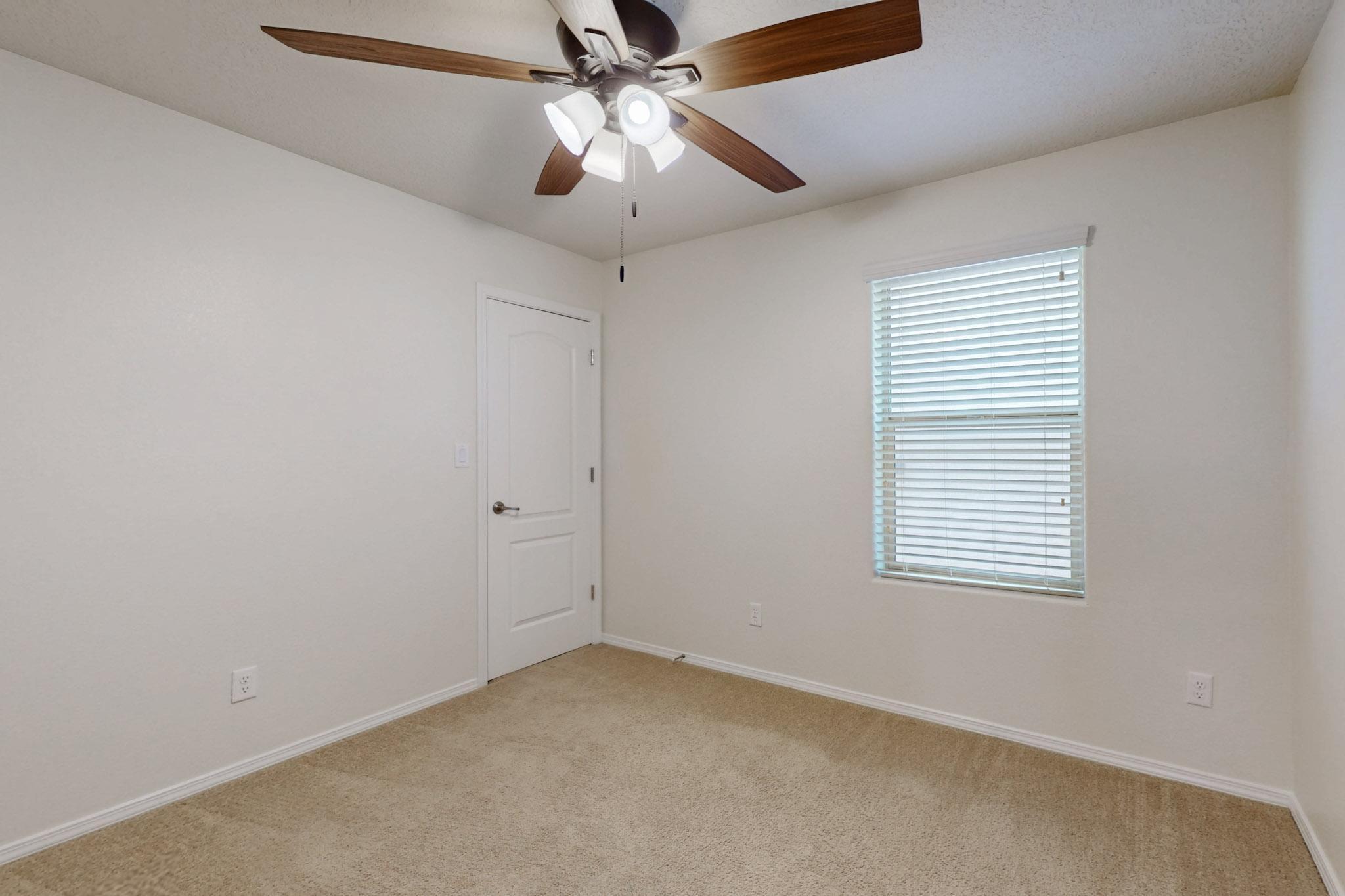 3141 LLANO VISTA Court NE