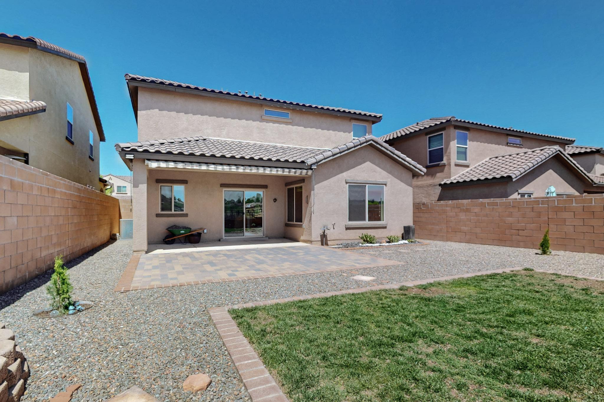 3141 LLANO VISTA Court NE