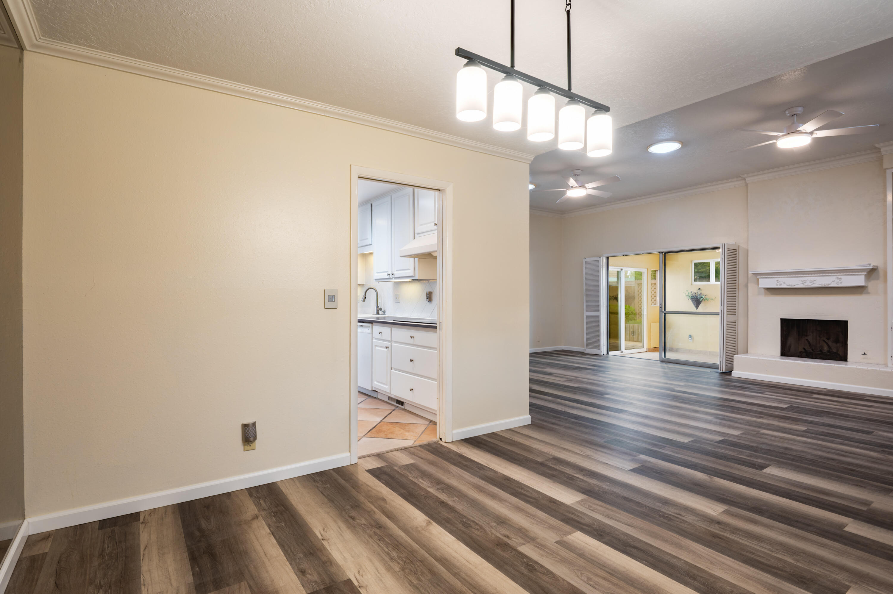 3244 La Ronda Place NE