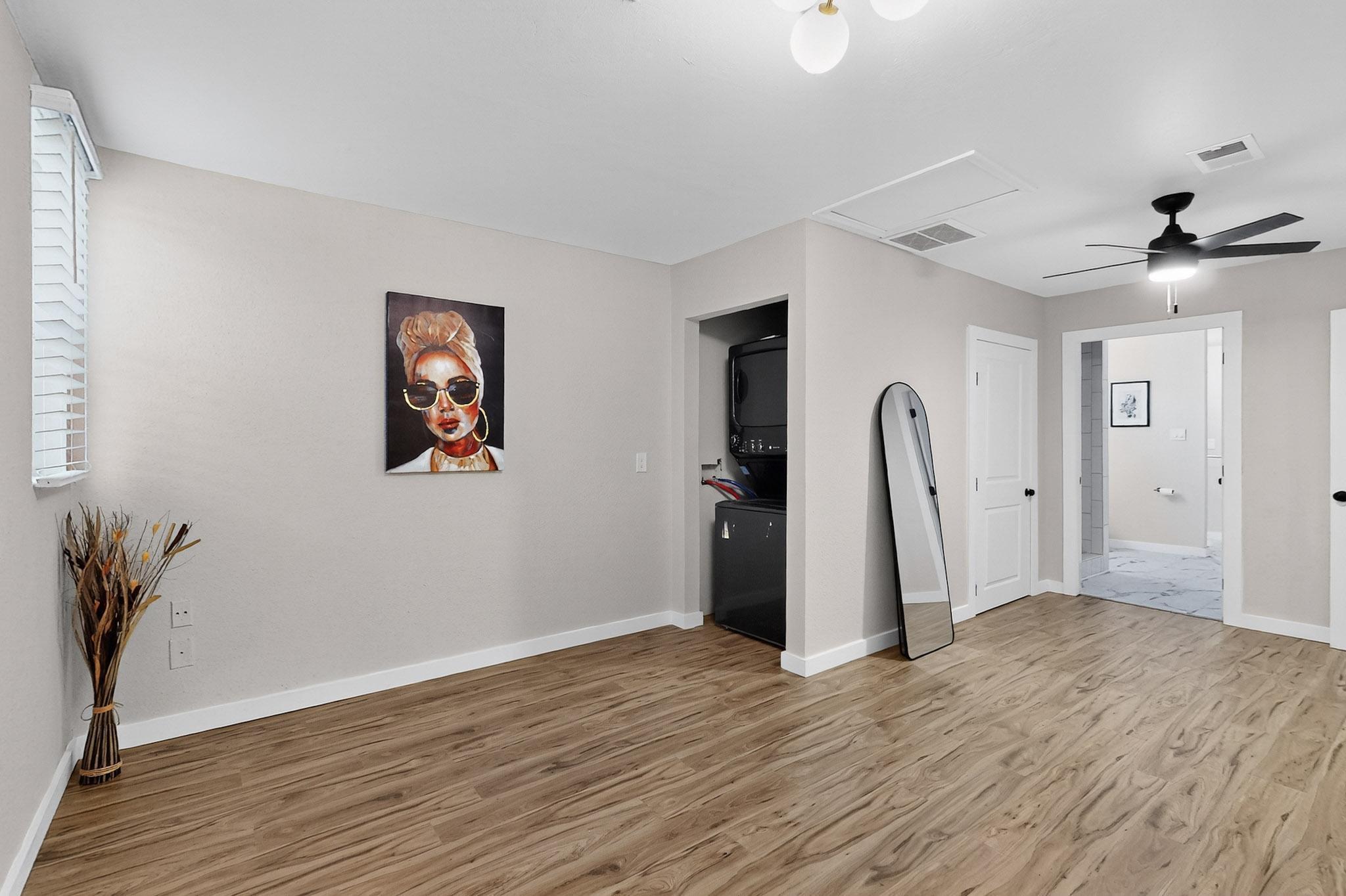 1259 8TH Street NW
