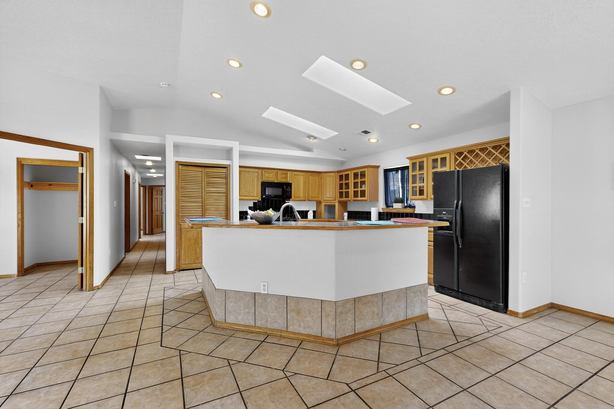 1259 8TH Street NW