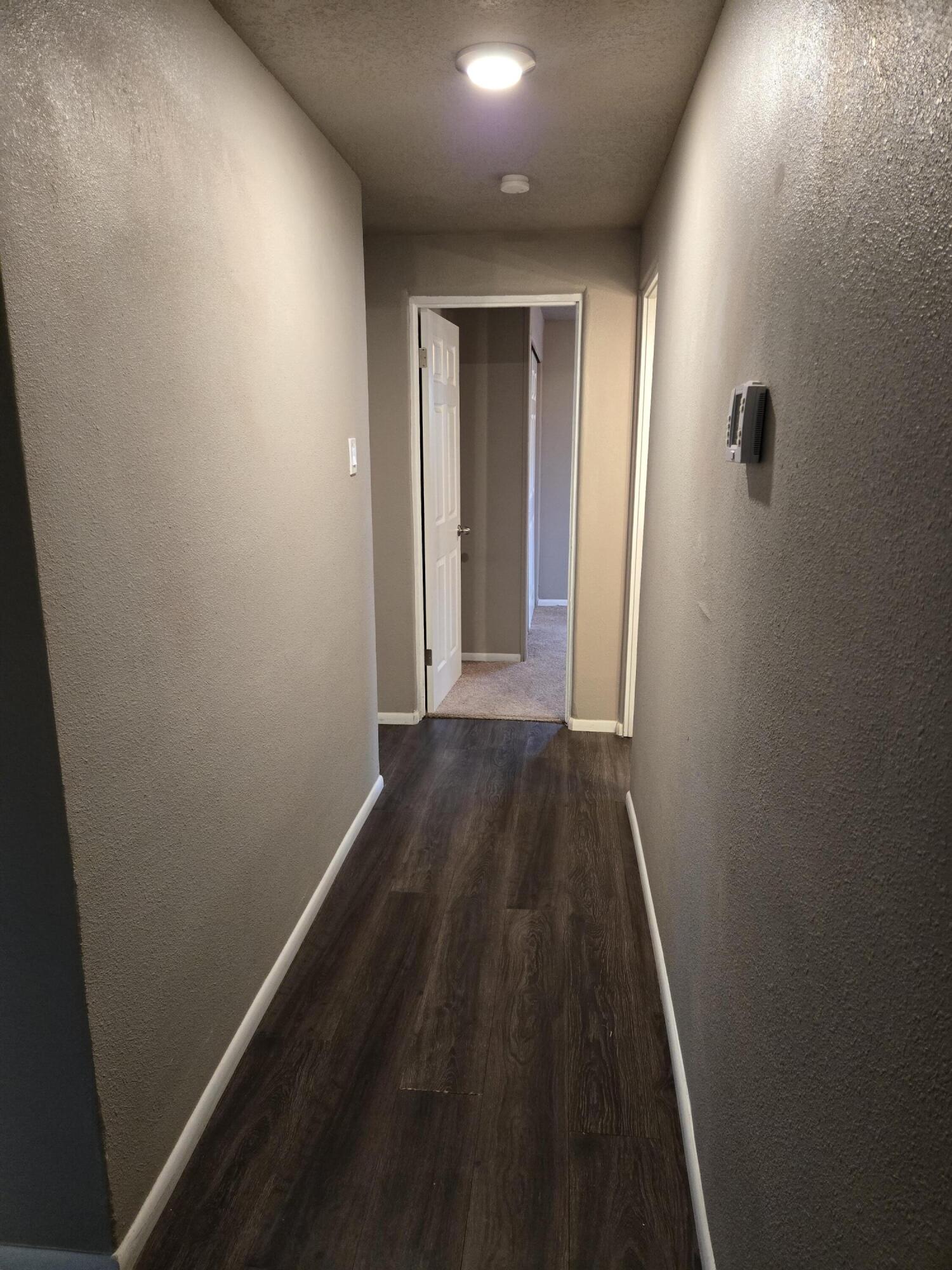 3043 QUINCY Street NE