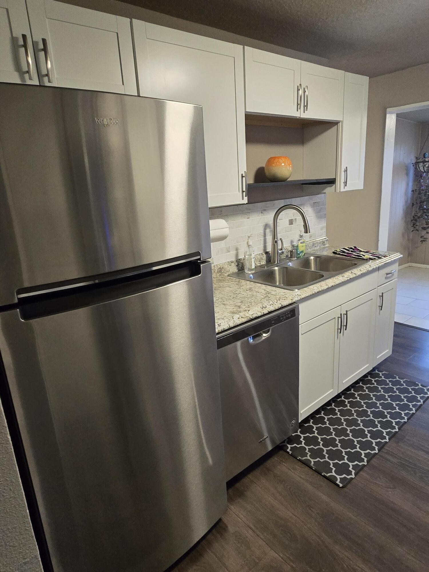 3043 QUINCY Street NE