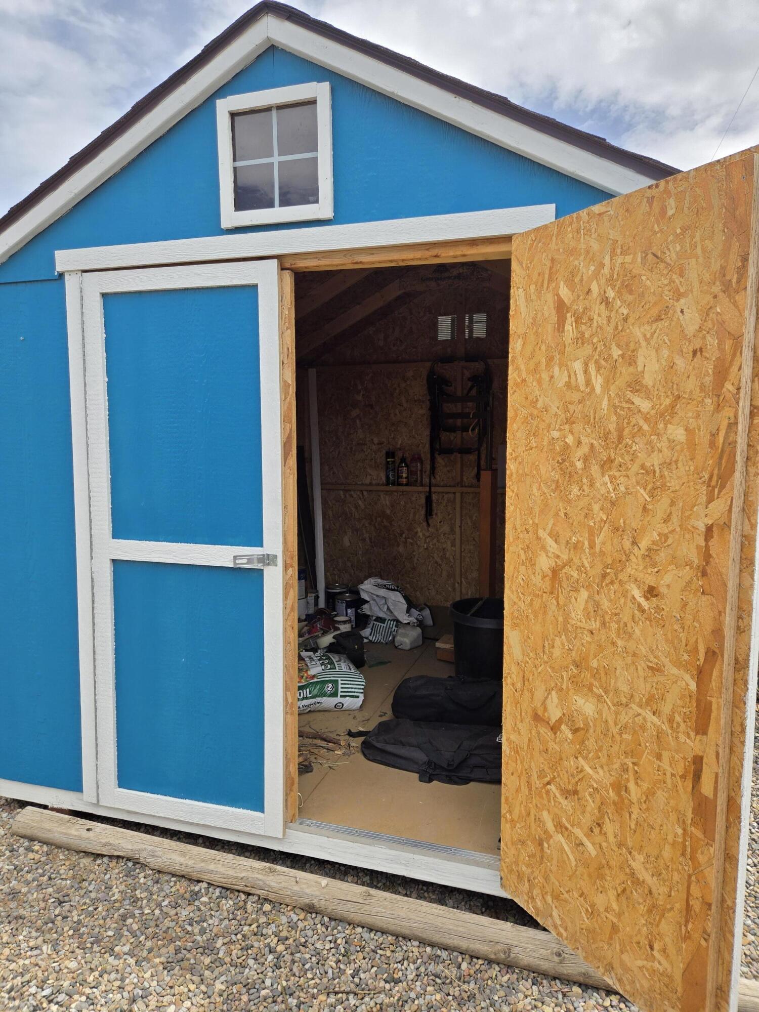 3043 QUINCY Street NE