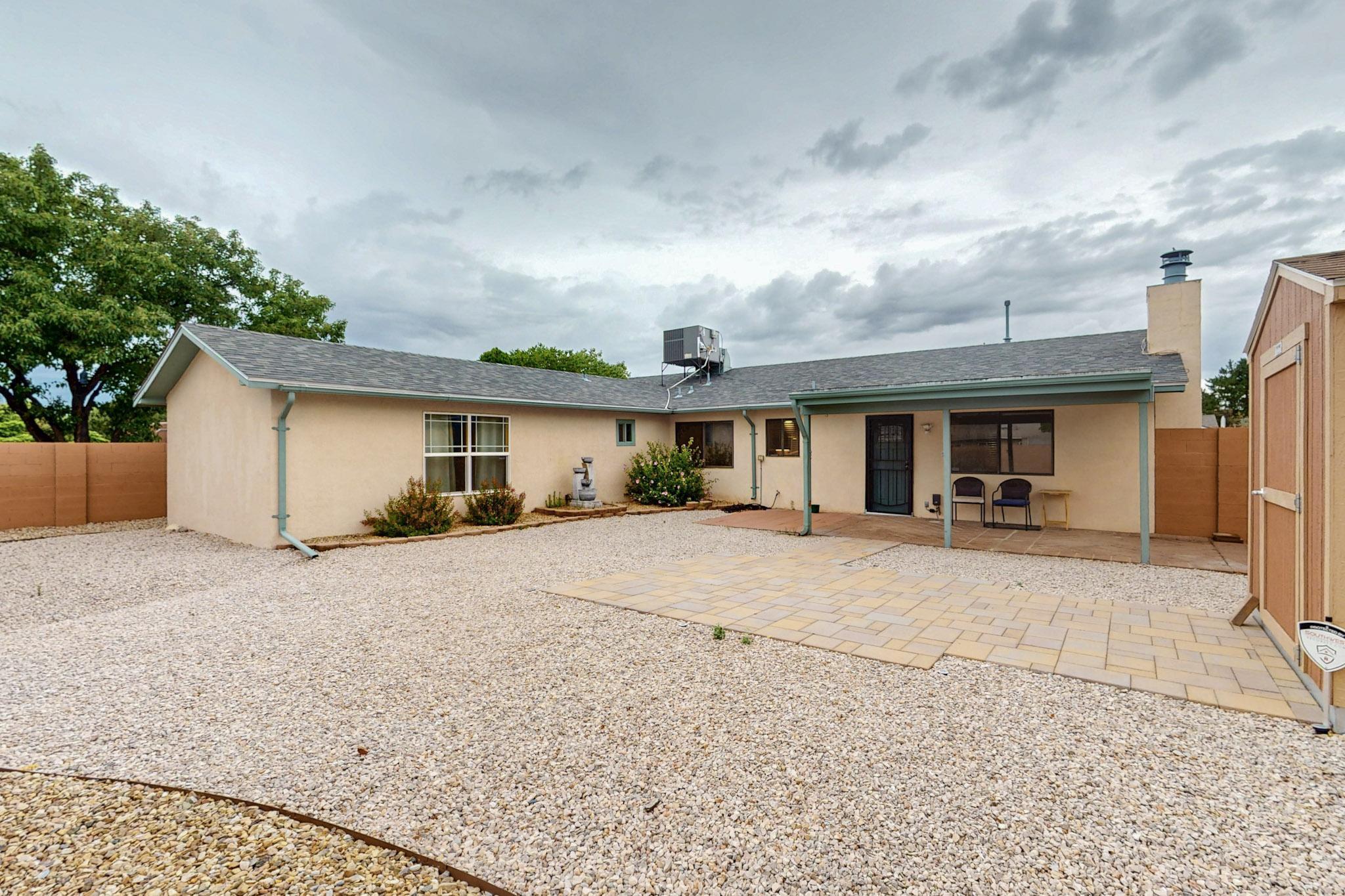 8718 LIBERTY Drive NE