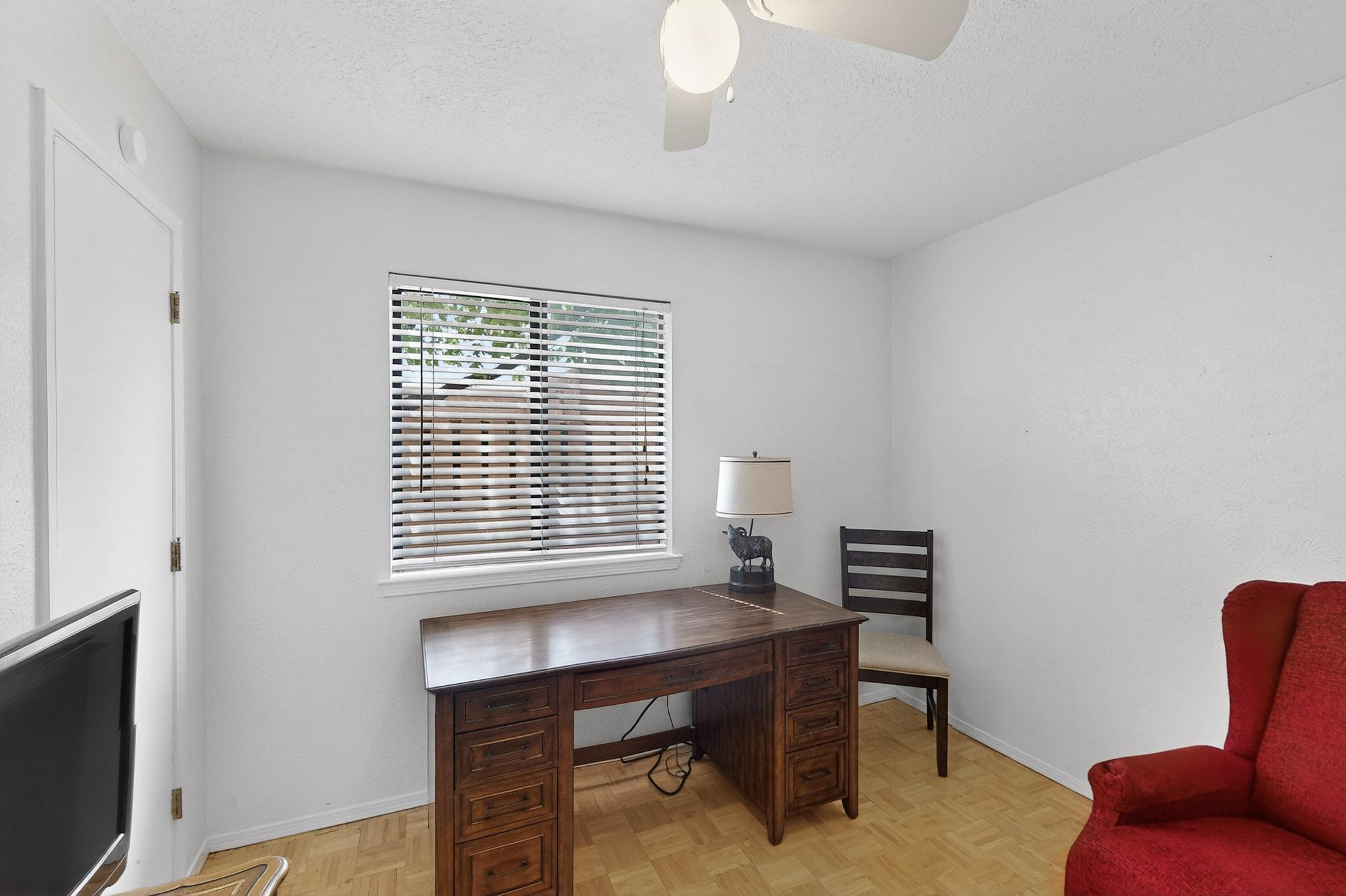 8718 LIBERTY Drive NE