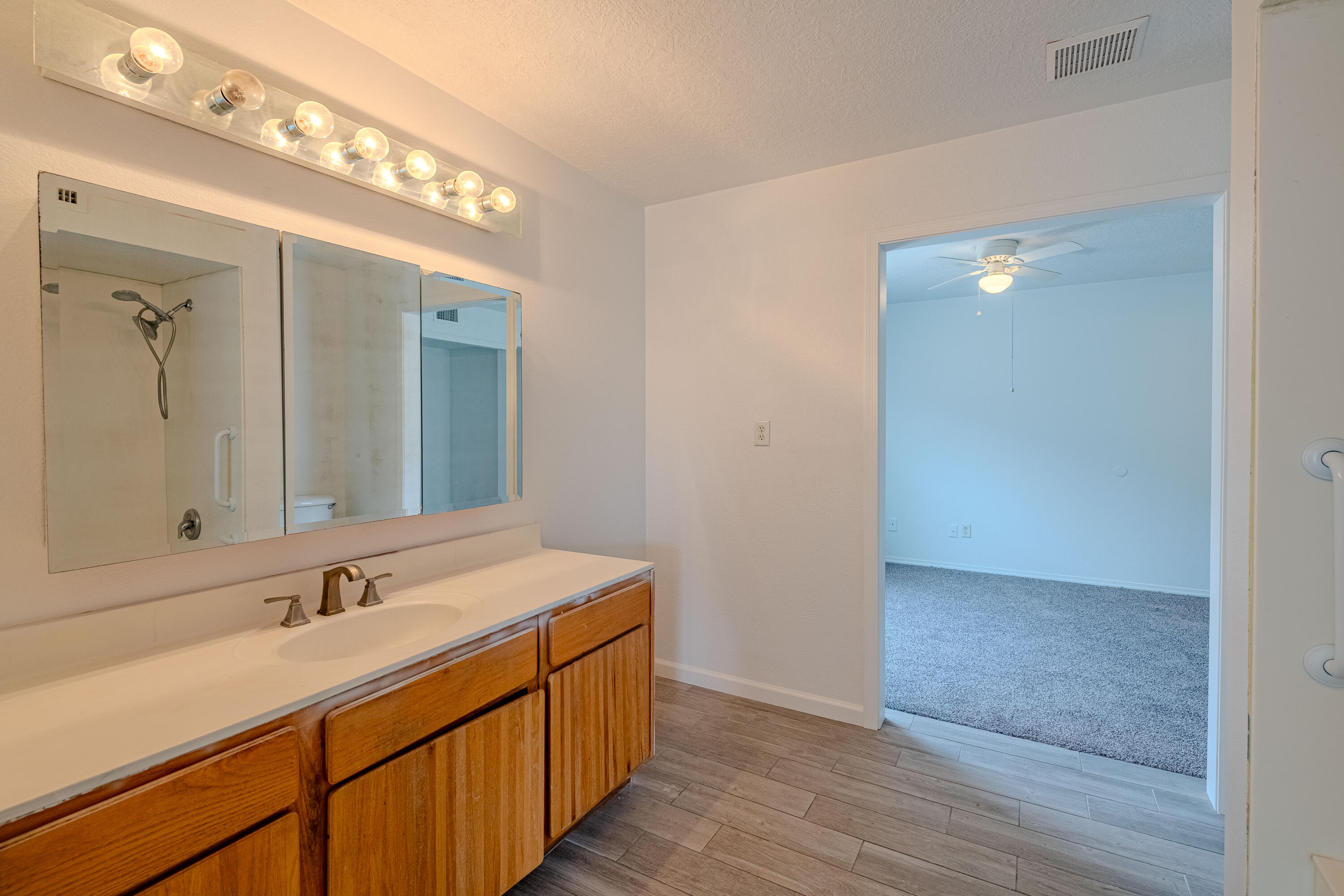 3742 Cattle Drive NE