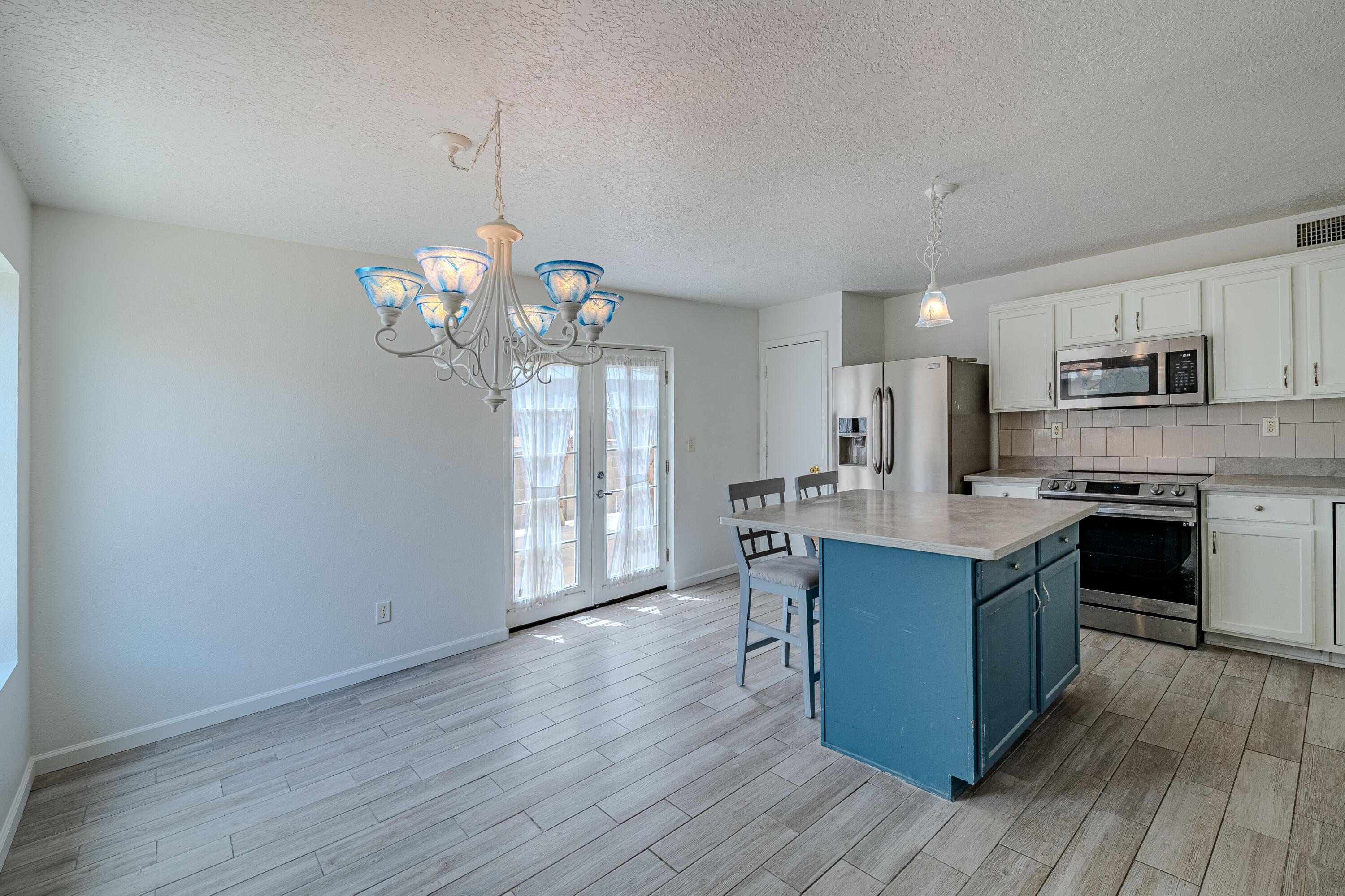 3742 Cattle Drive NE