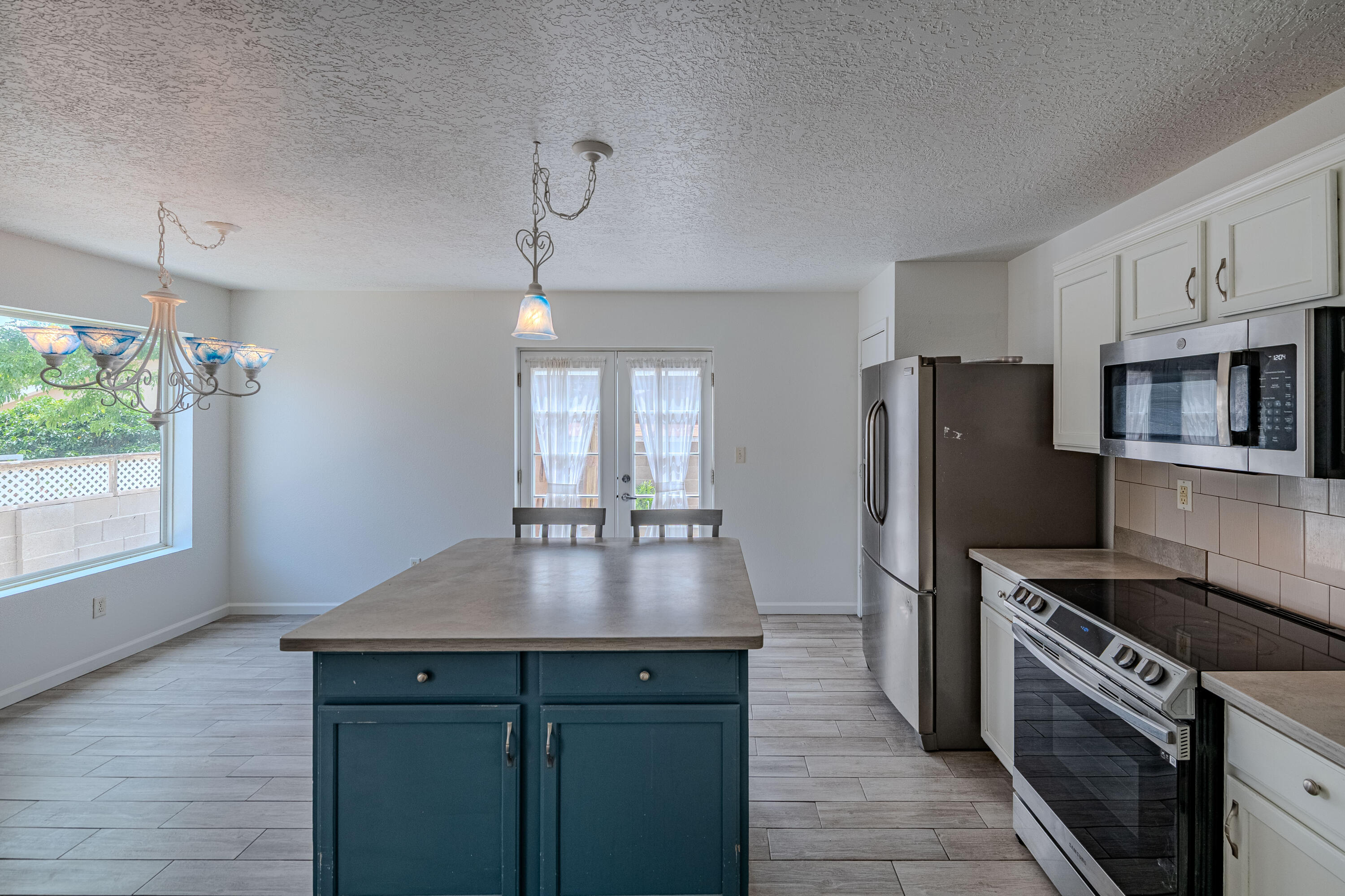 3742 Cattle Drive NE